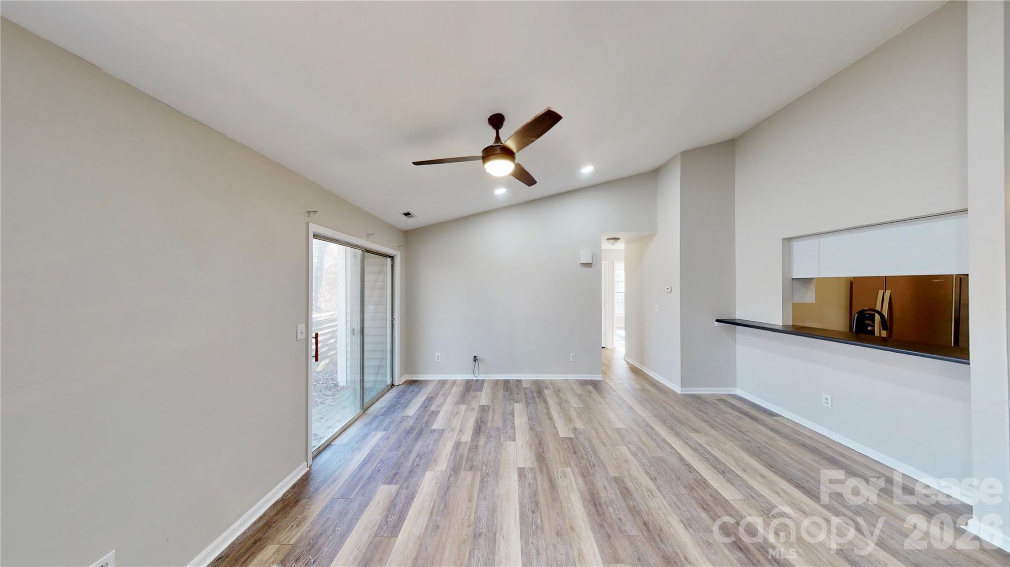 9617 Vinca Circle G Property Photo 9