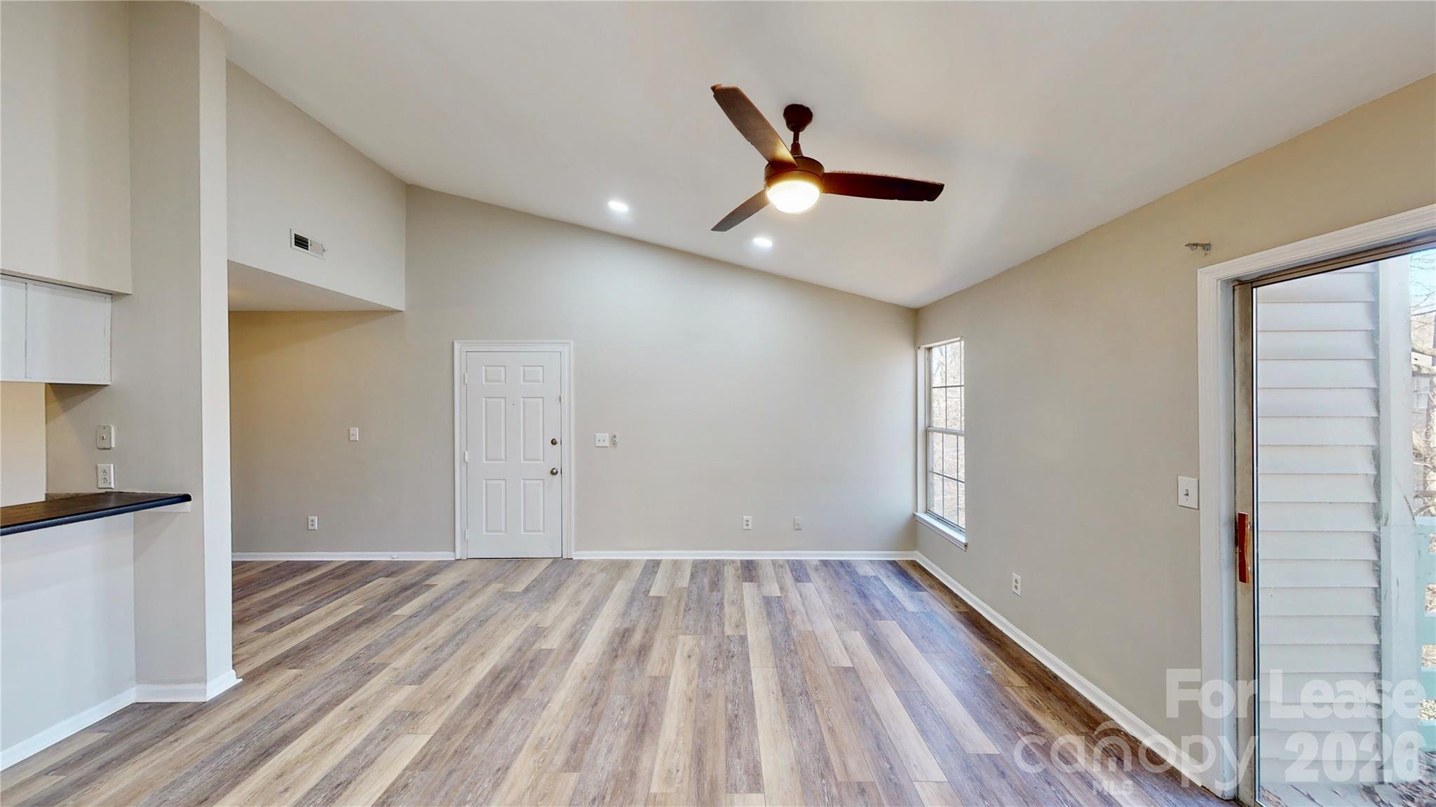 9617 Vinca Circle G Property Photo 13