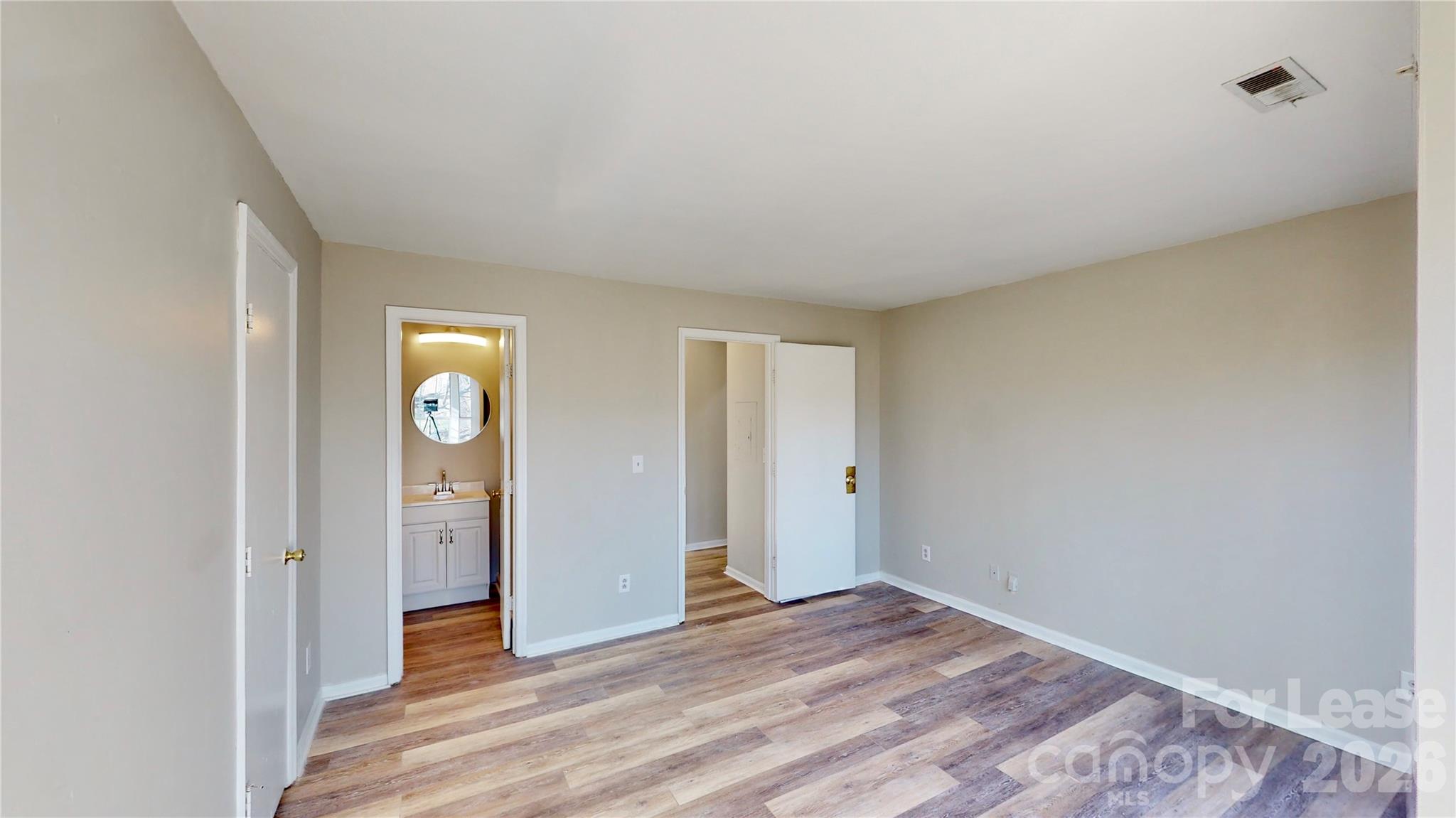 9617 Vinca Circle G Property Photo 18