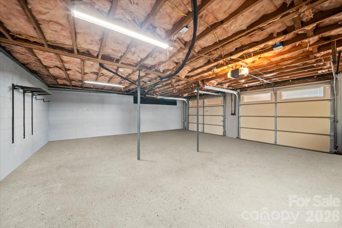 102 Hillside Lane Property Photo 39