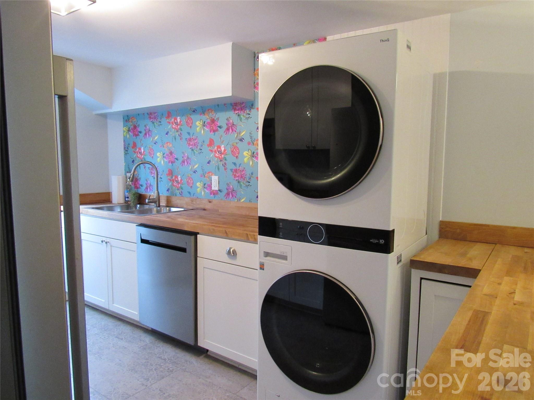 822 Azalea Avenue Property Photo 2
