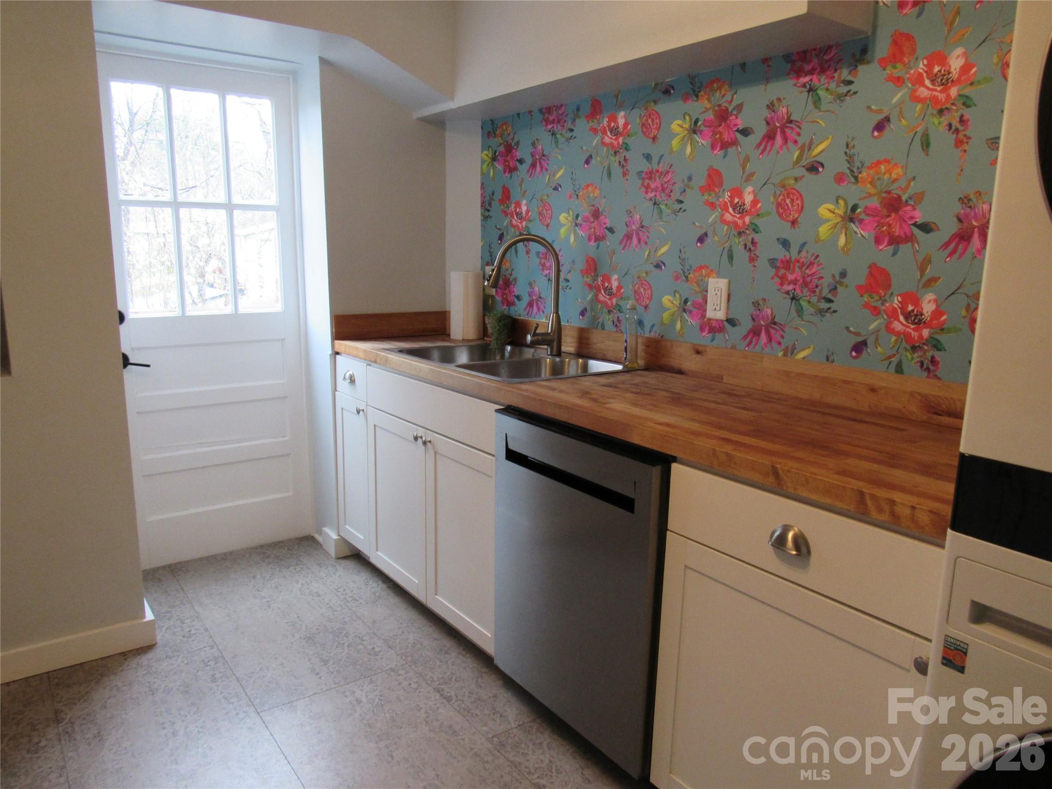 822 Azalea Avenue Property Photo 9