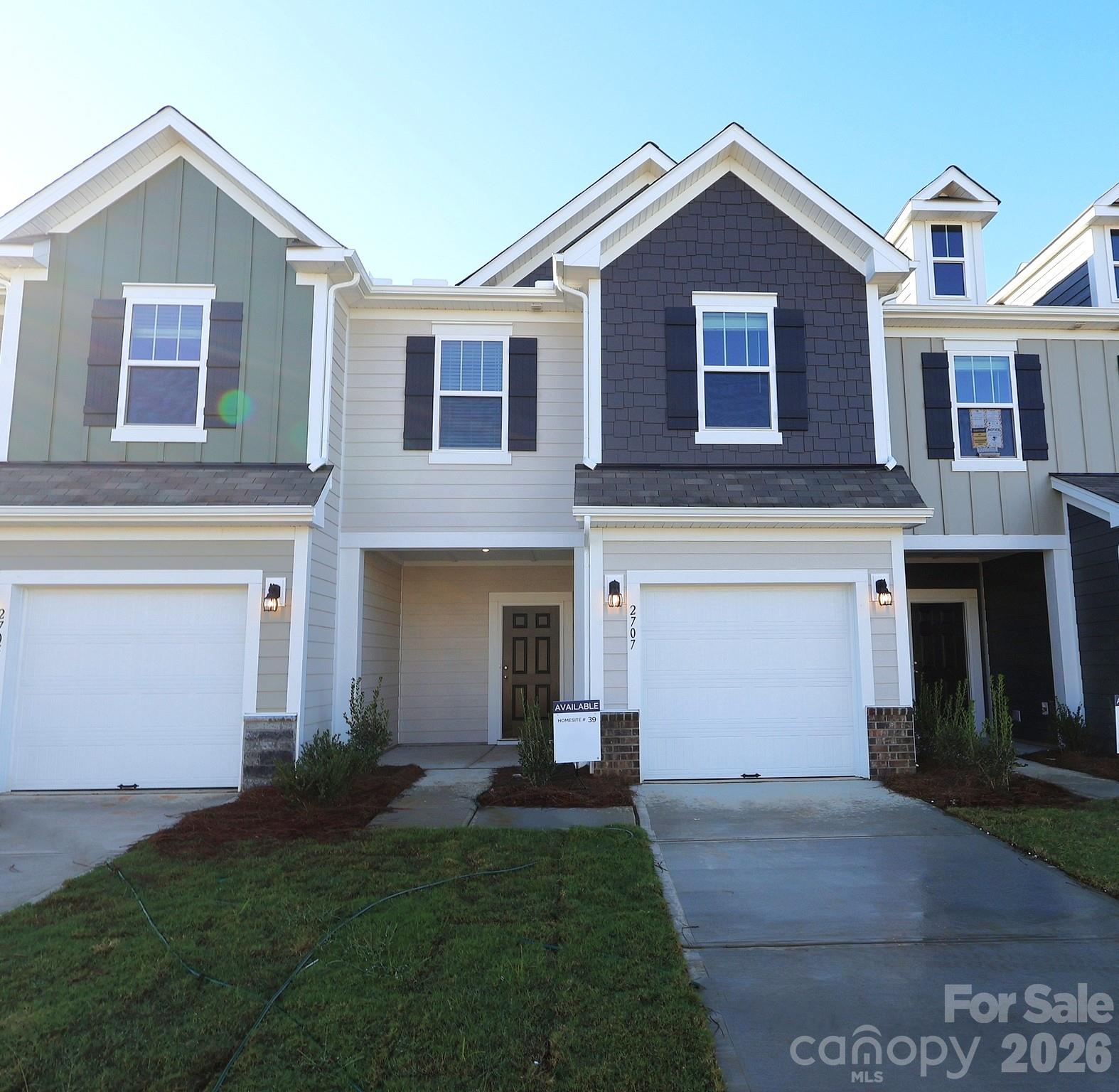 2707 Yeager Drive Property Photo 1