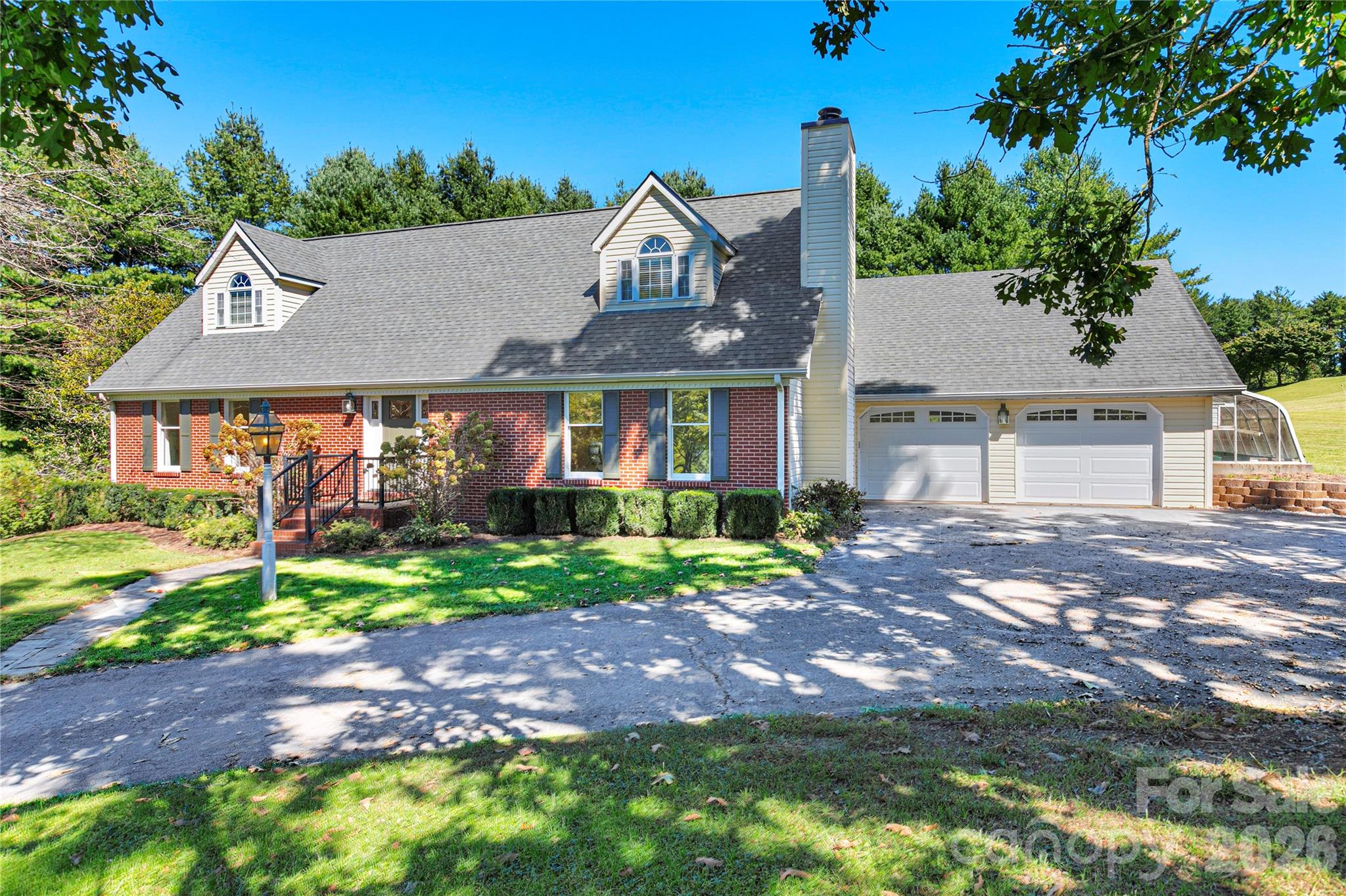 618 Windover Drive Property Photo 1
