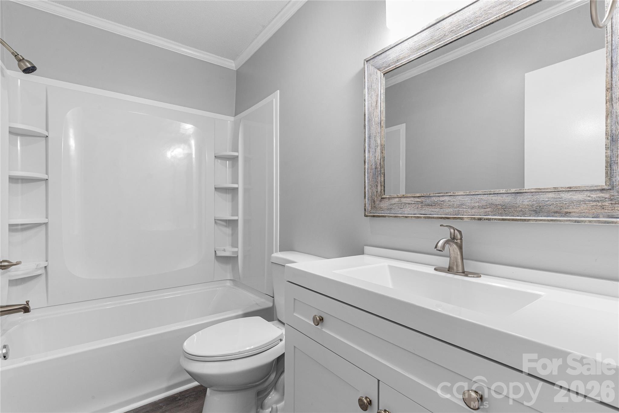 3055 University Drive Property Photo 10