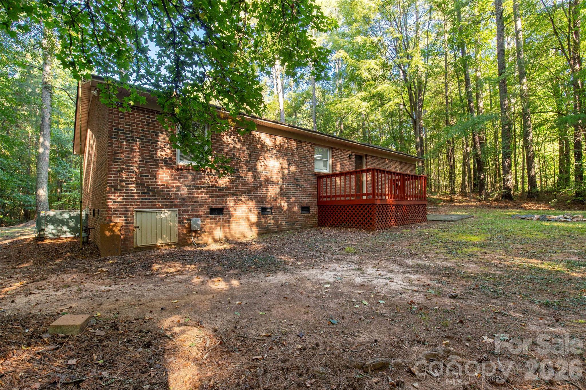 3055 University Drive Property Photo 12