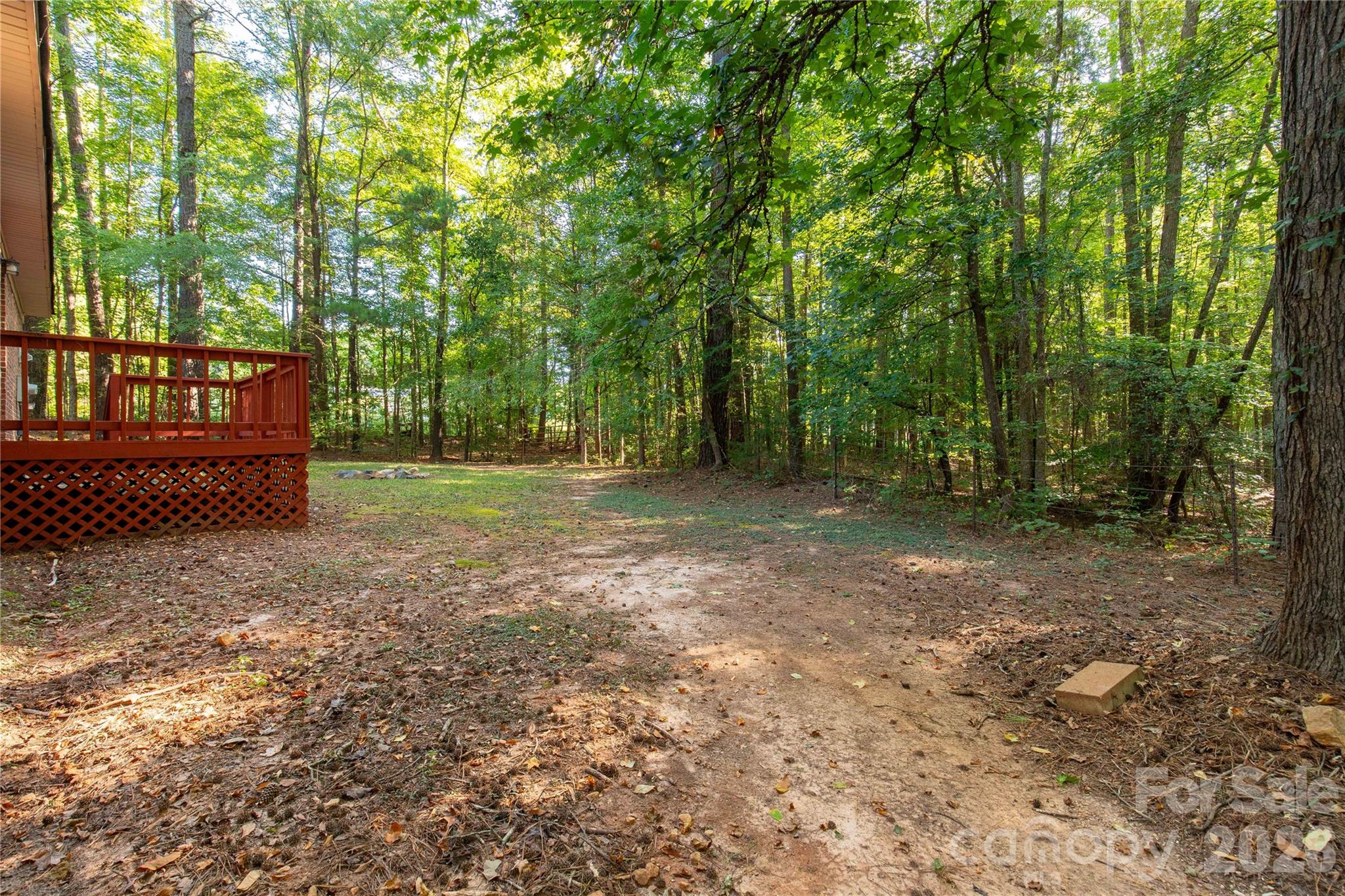 3055 University Drive Property Photo 13