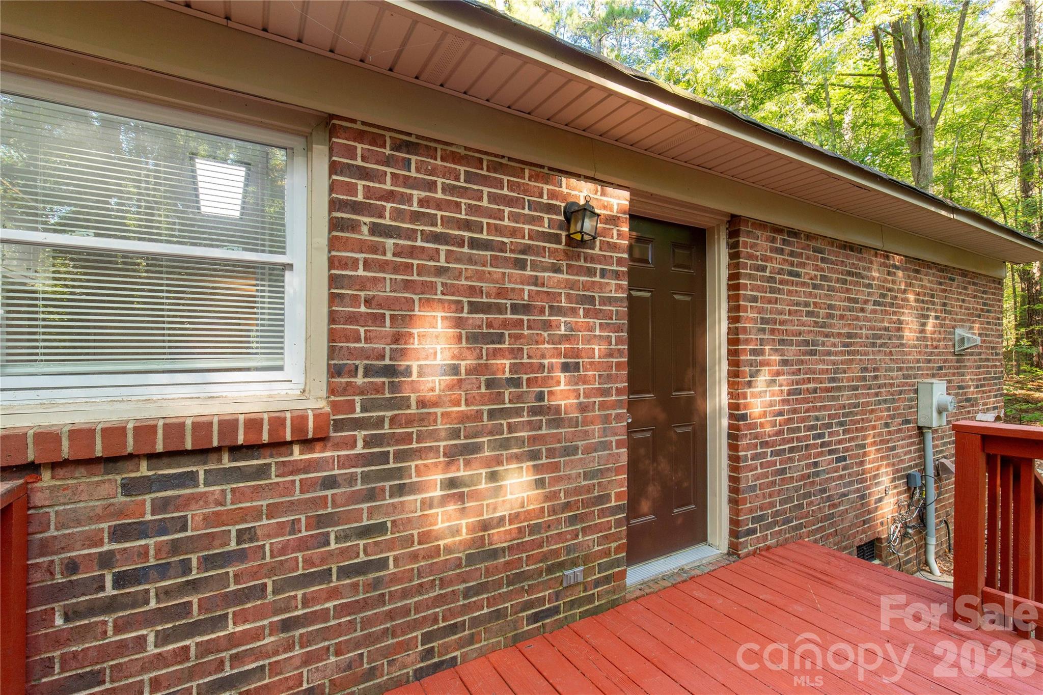 3055 University Drive Property Photo 15