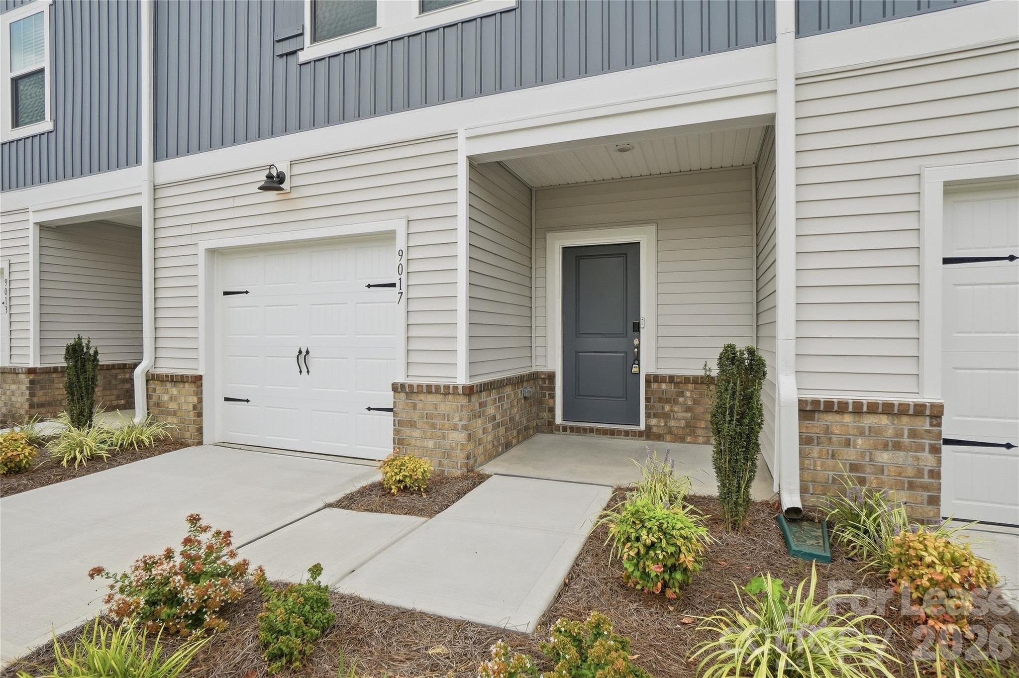 9017 Foggy Brook Loop Property Photo 2