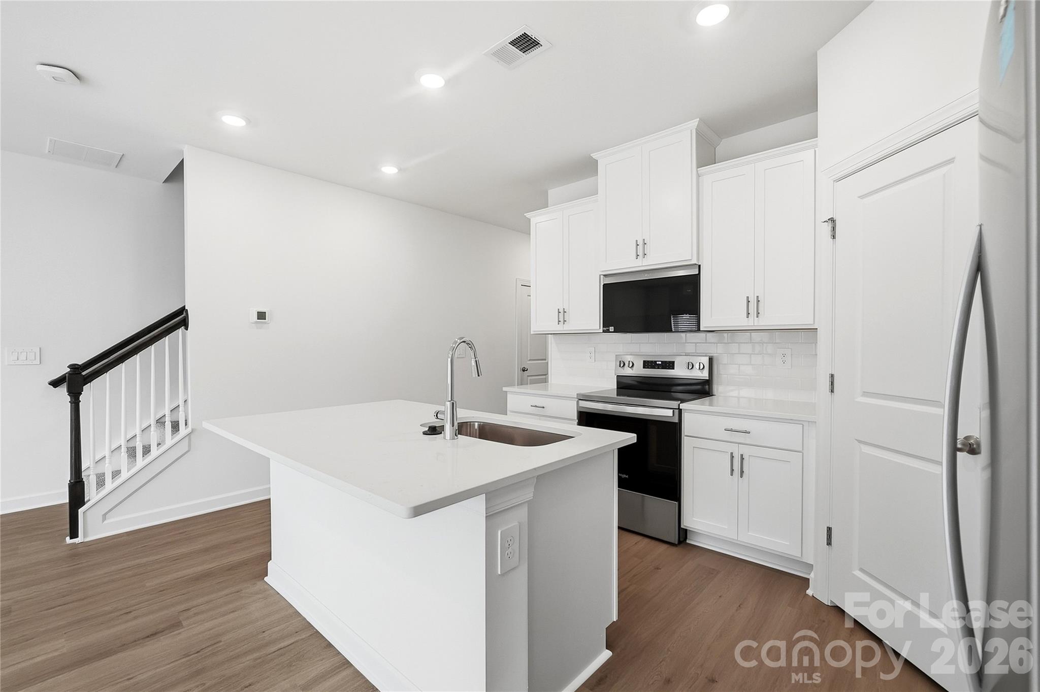 9017 Foggy Brook Loop Property Photo 9