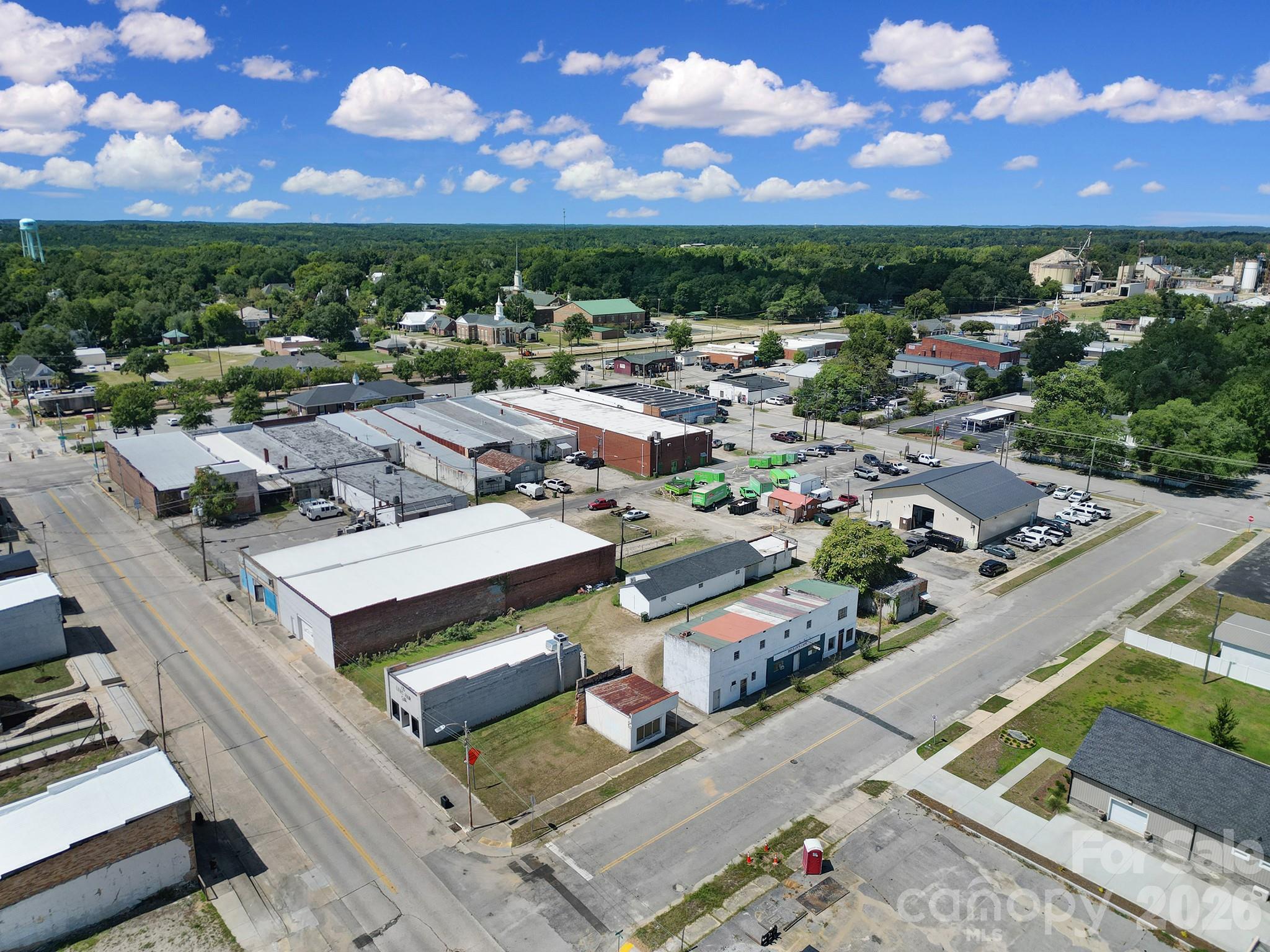135 E Marion Street Property Photo 4