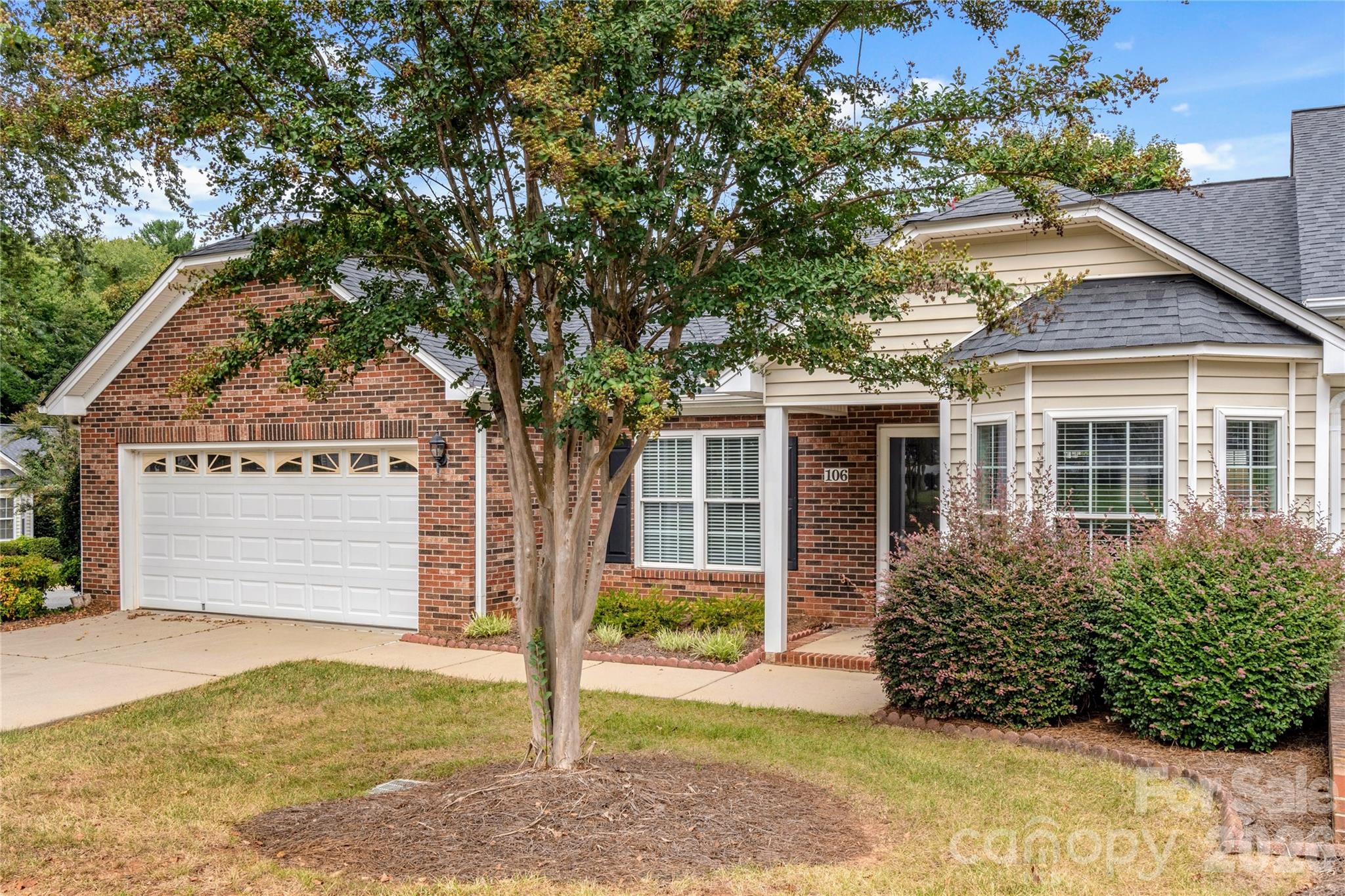 106 Miller Pointe Way Property Photo 1