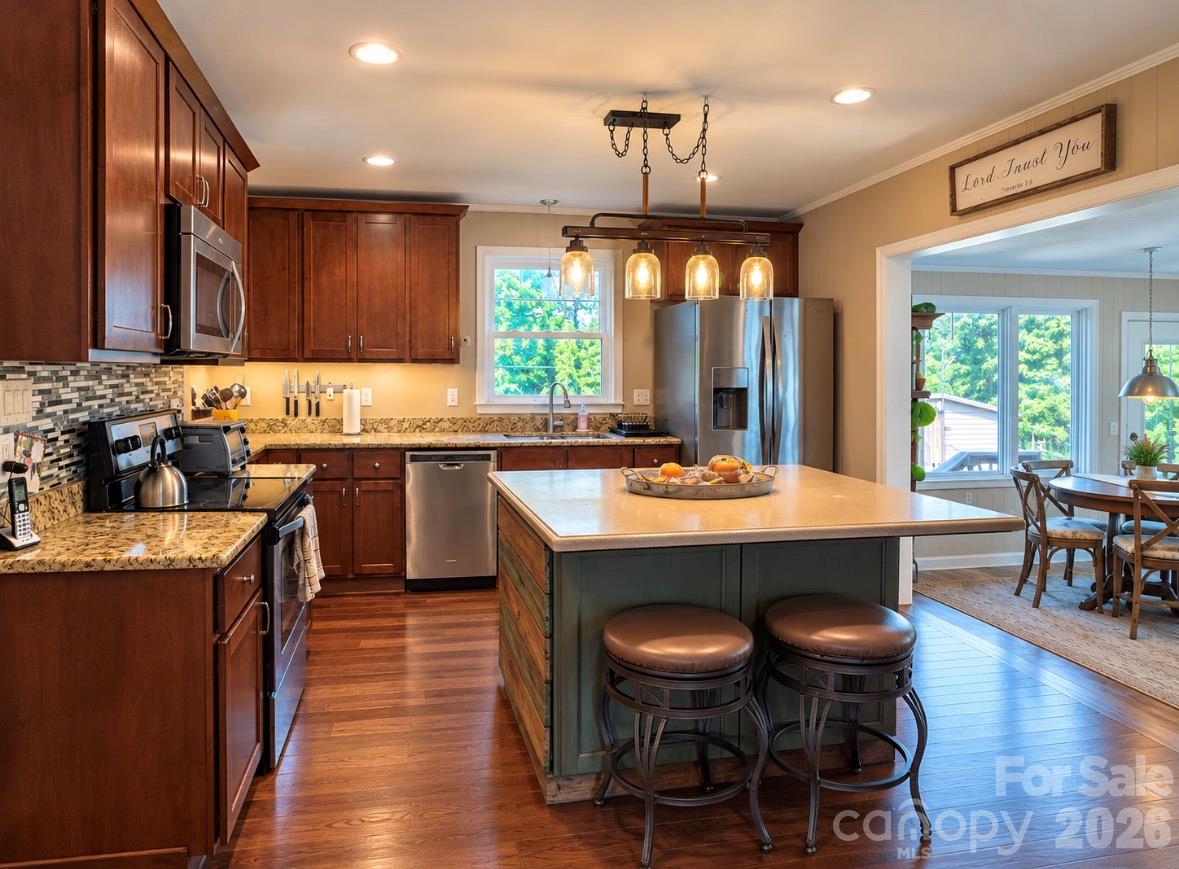 193 Bevis Lane Property Photo 1