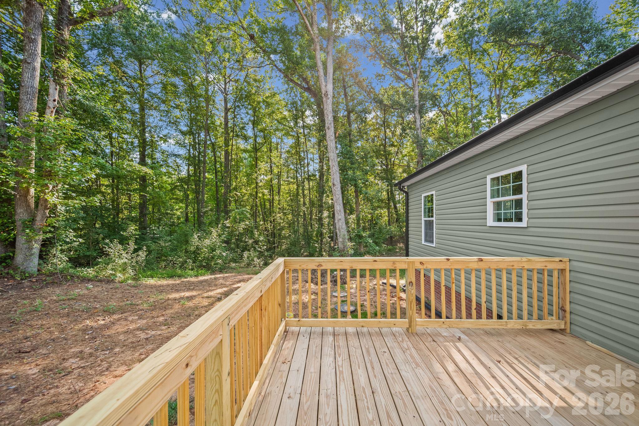 1635 Rollingwood Drive Property Photo 5