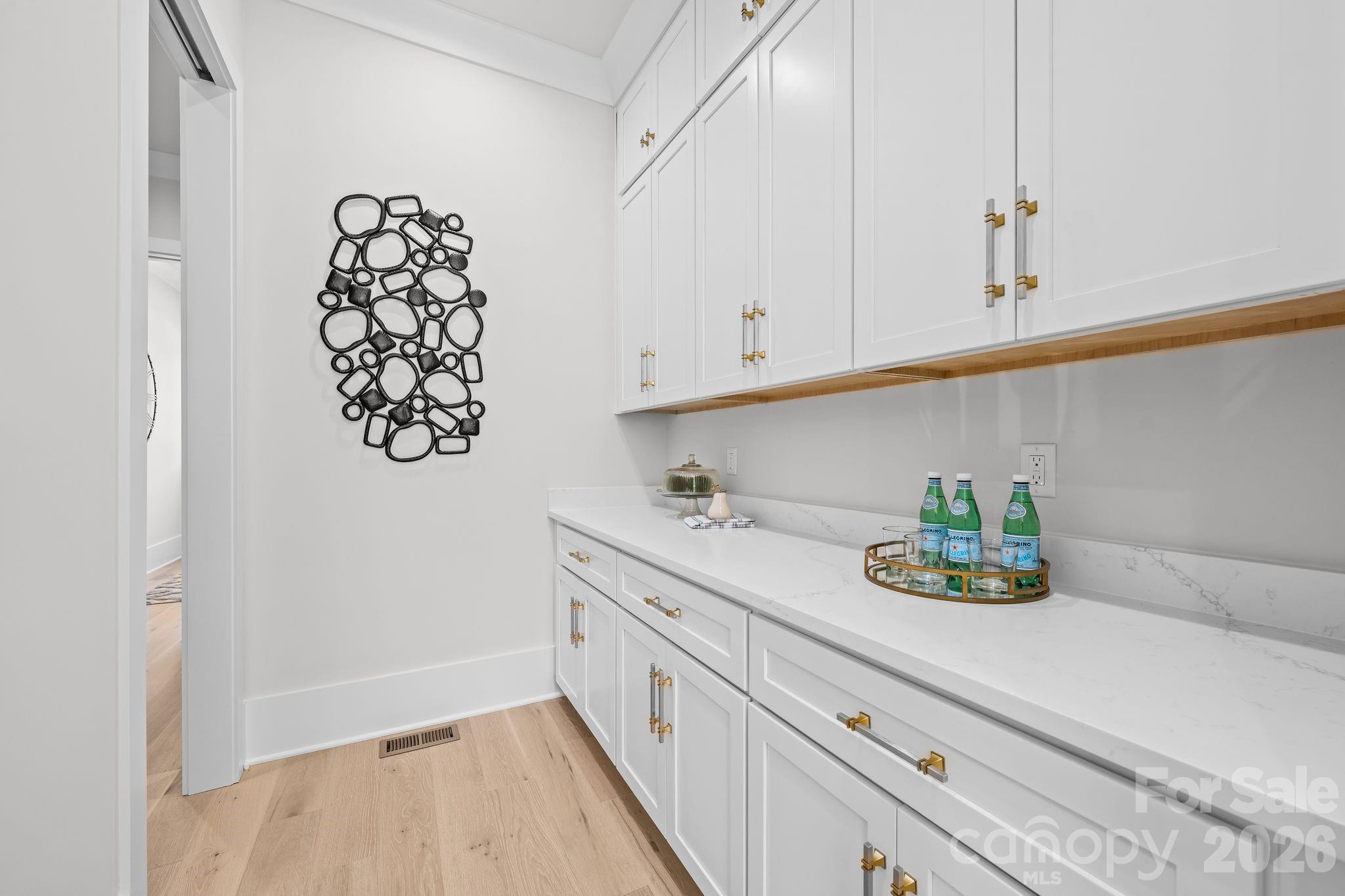 3210 Sherman Drive Property Photo 17