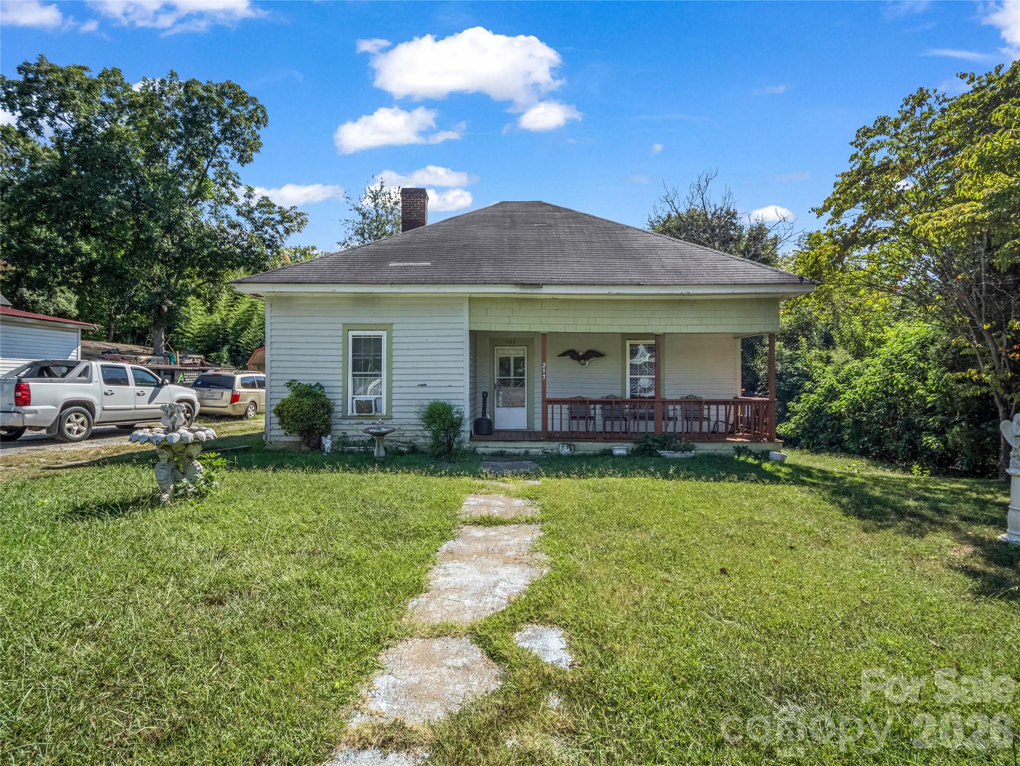 217 Broad Street Property Photo 2