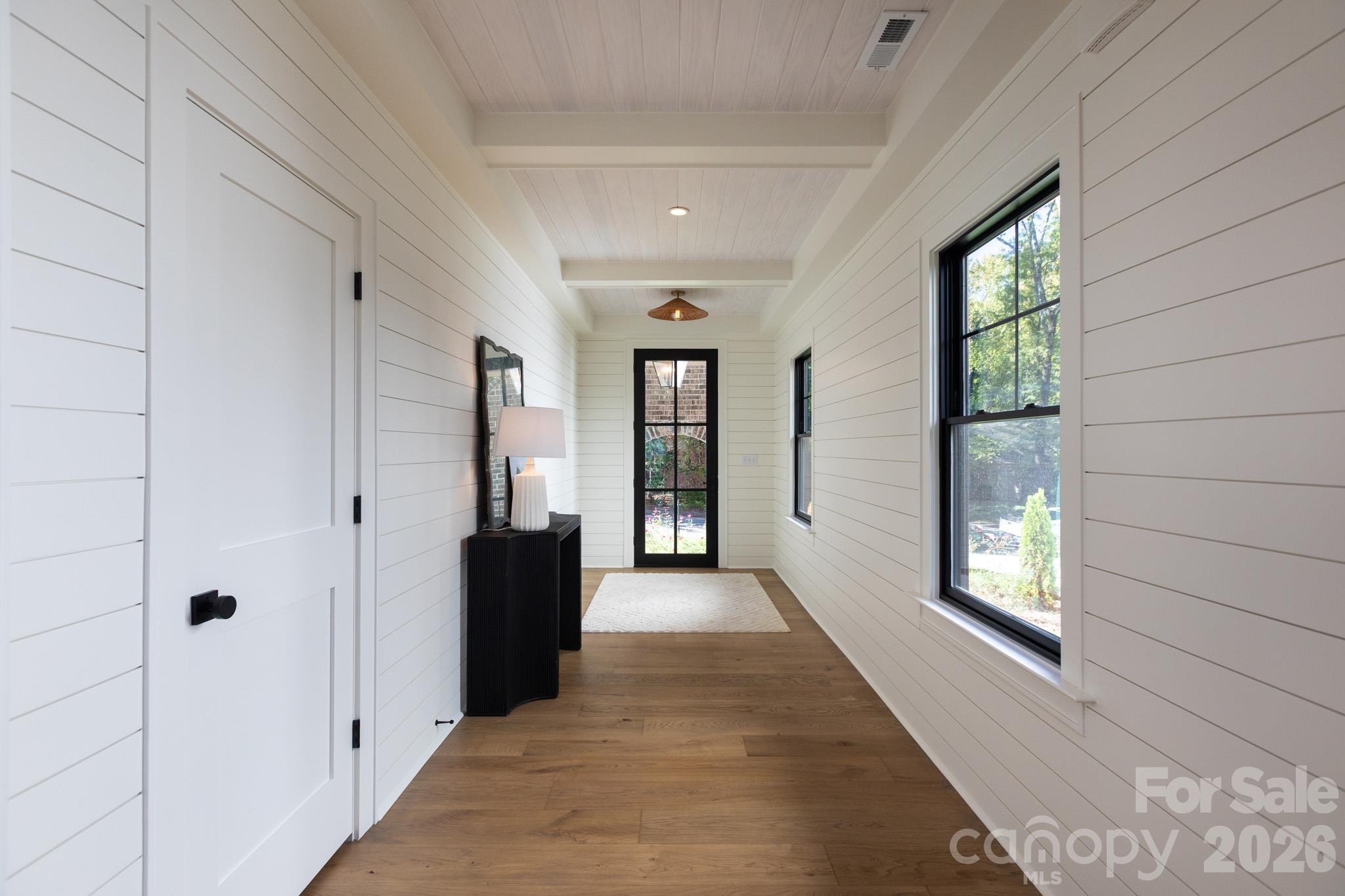 5967 Gate Post Road Property Photo 3