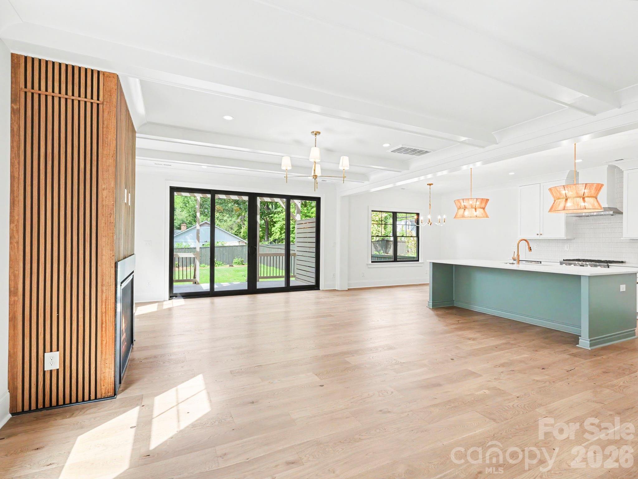 5967 Gate Post Road Property Photo 4