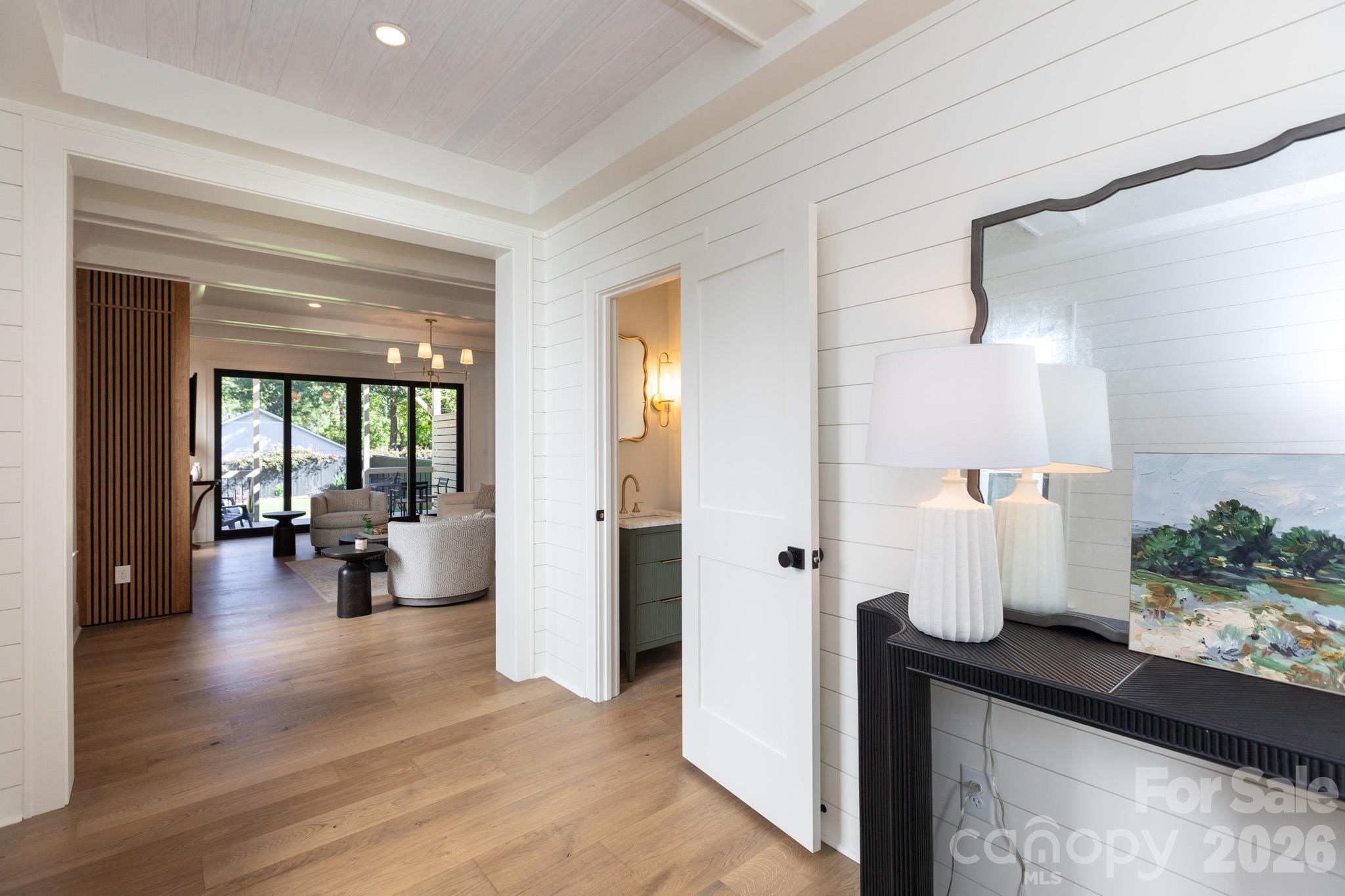 5967 Gate Post Road Property Photo 4