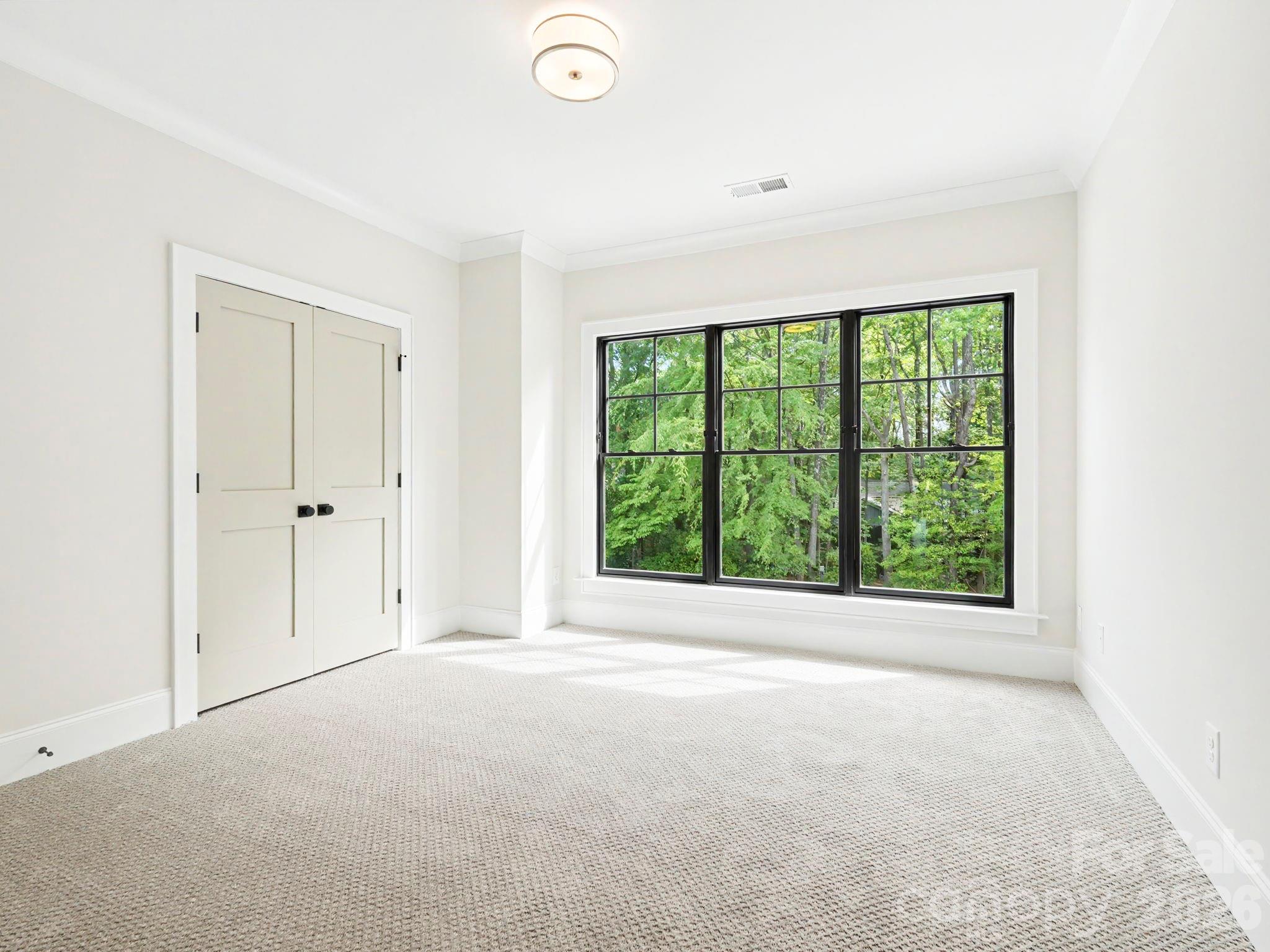 5967 Gate Post Road Property Photo 17