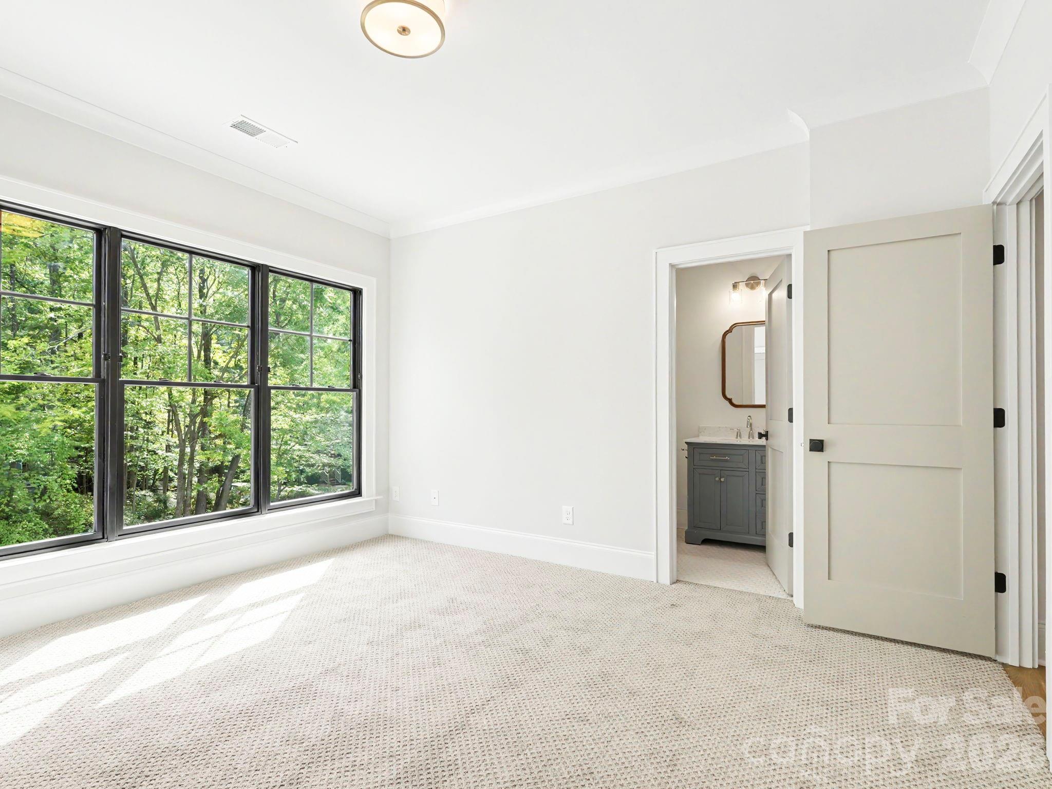 5967 Gate Post Road Property Photo 18