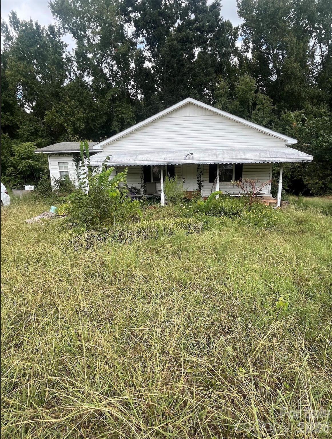218 Branchwood Circle Property Photo 1
