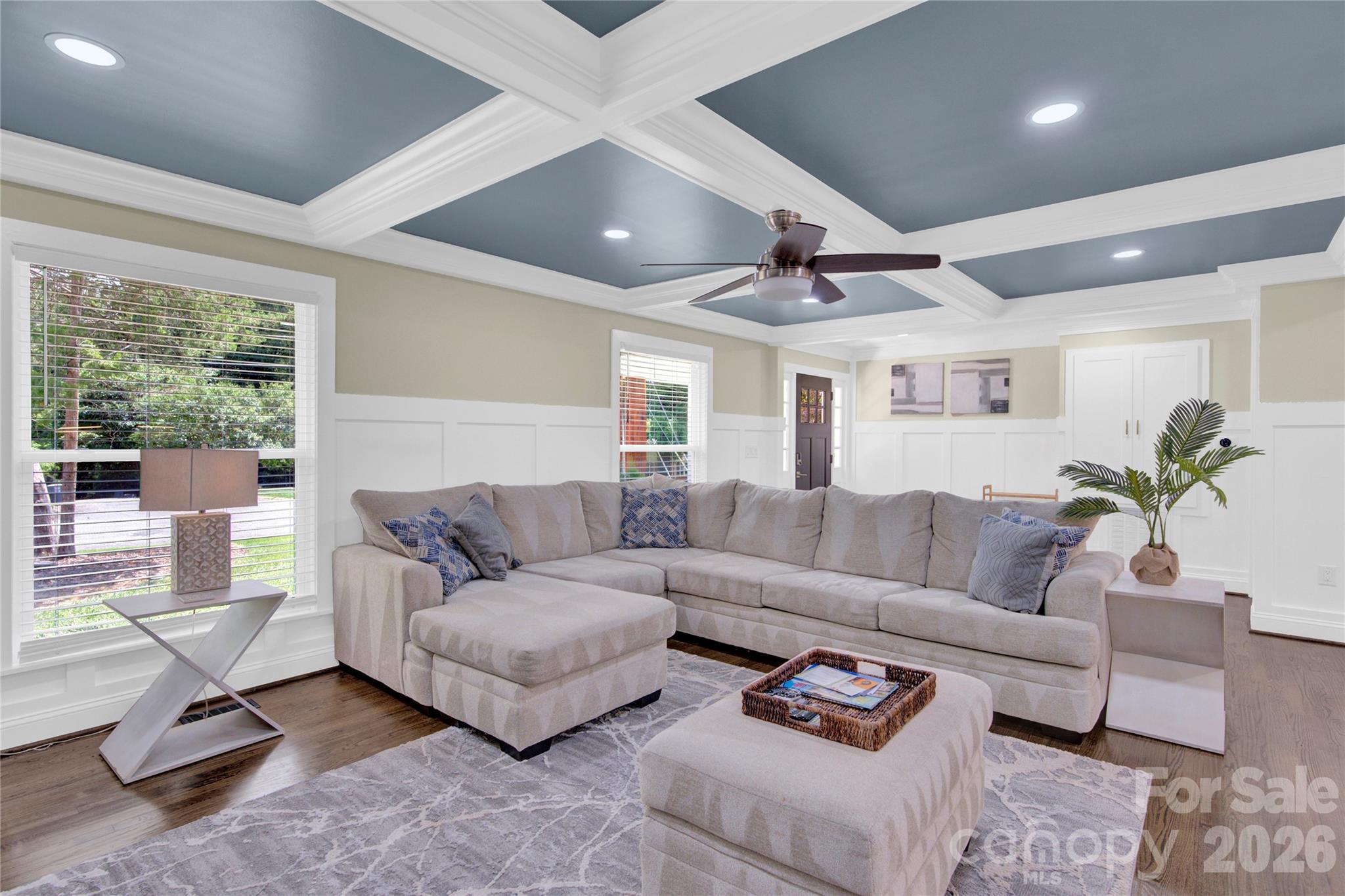 6639 Ronda Avenue Property Photo 4