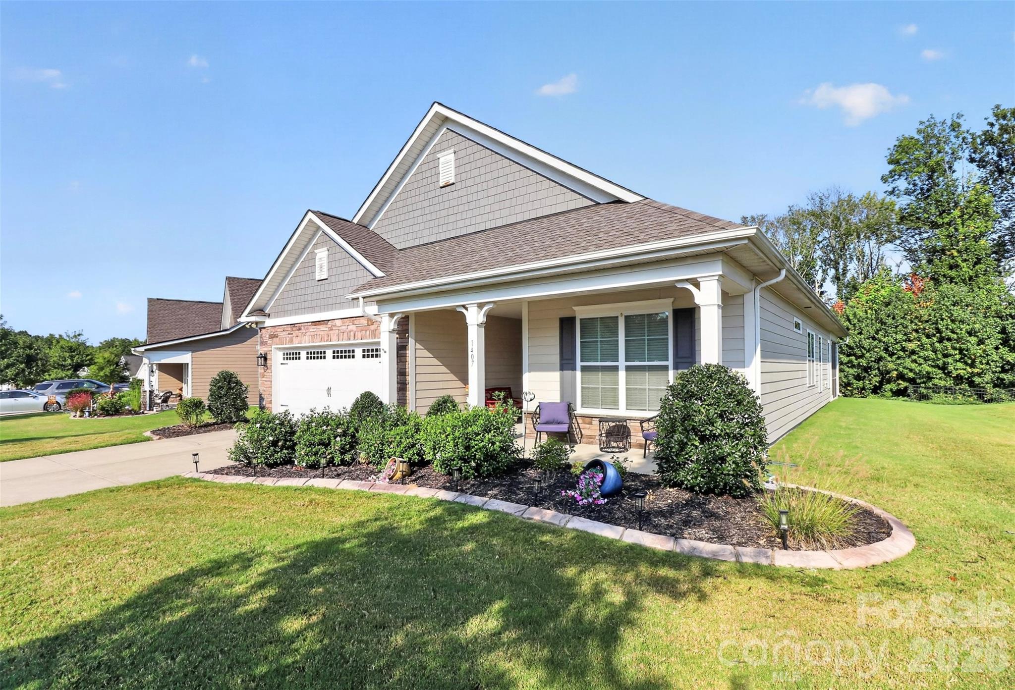 1407 Curling Creek Drive Property Photo 3