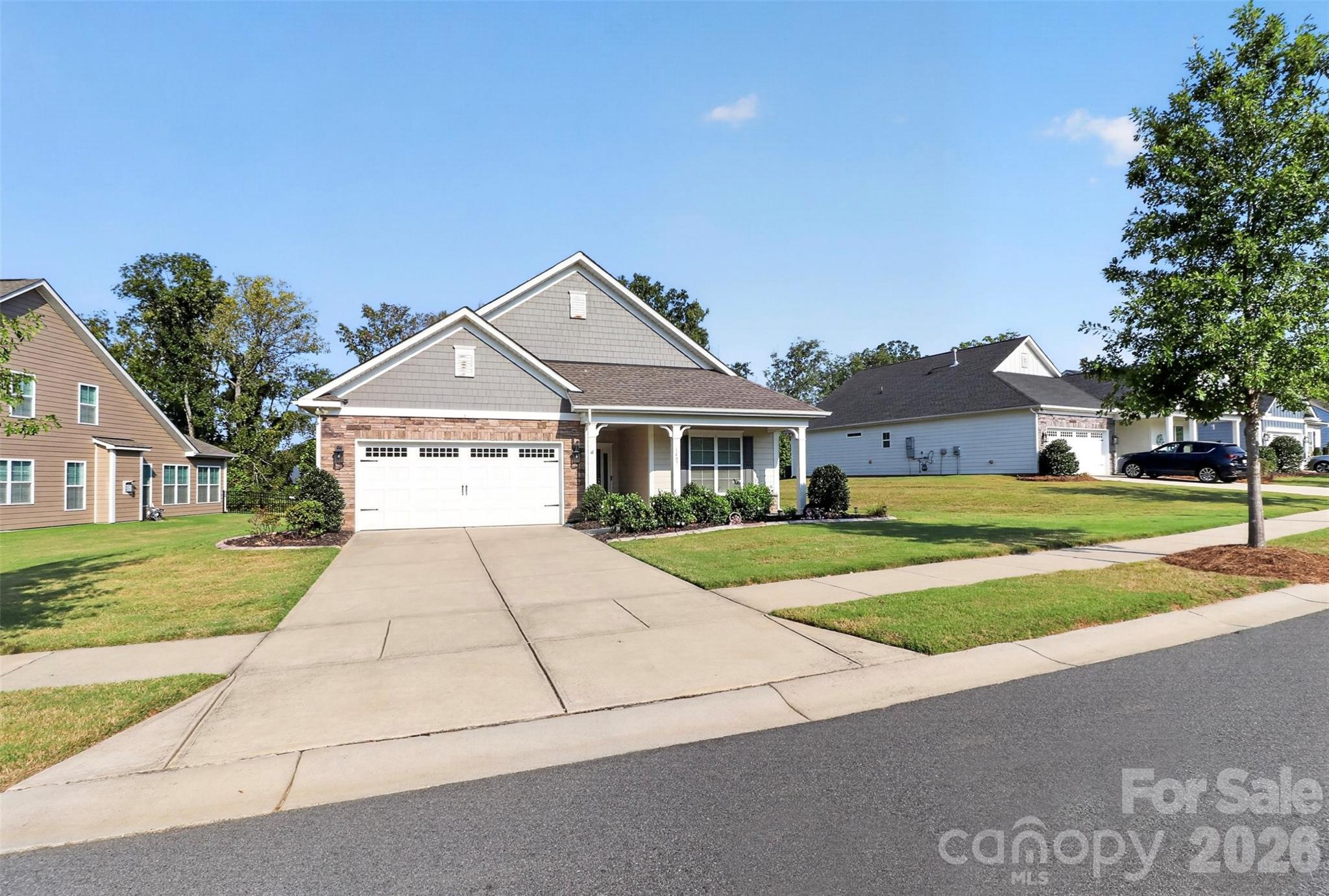 1407 Curling Creek Drive Property Photo 4
