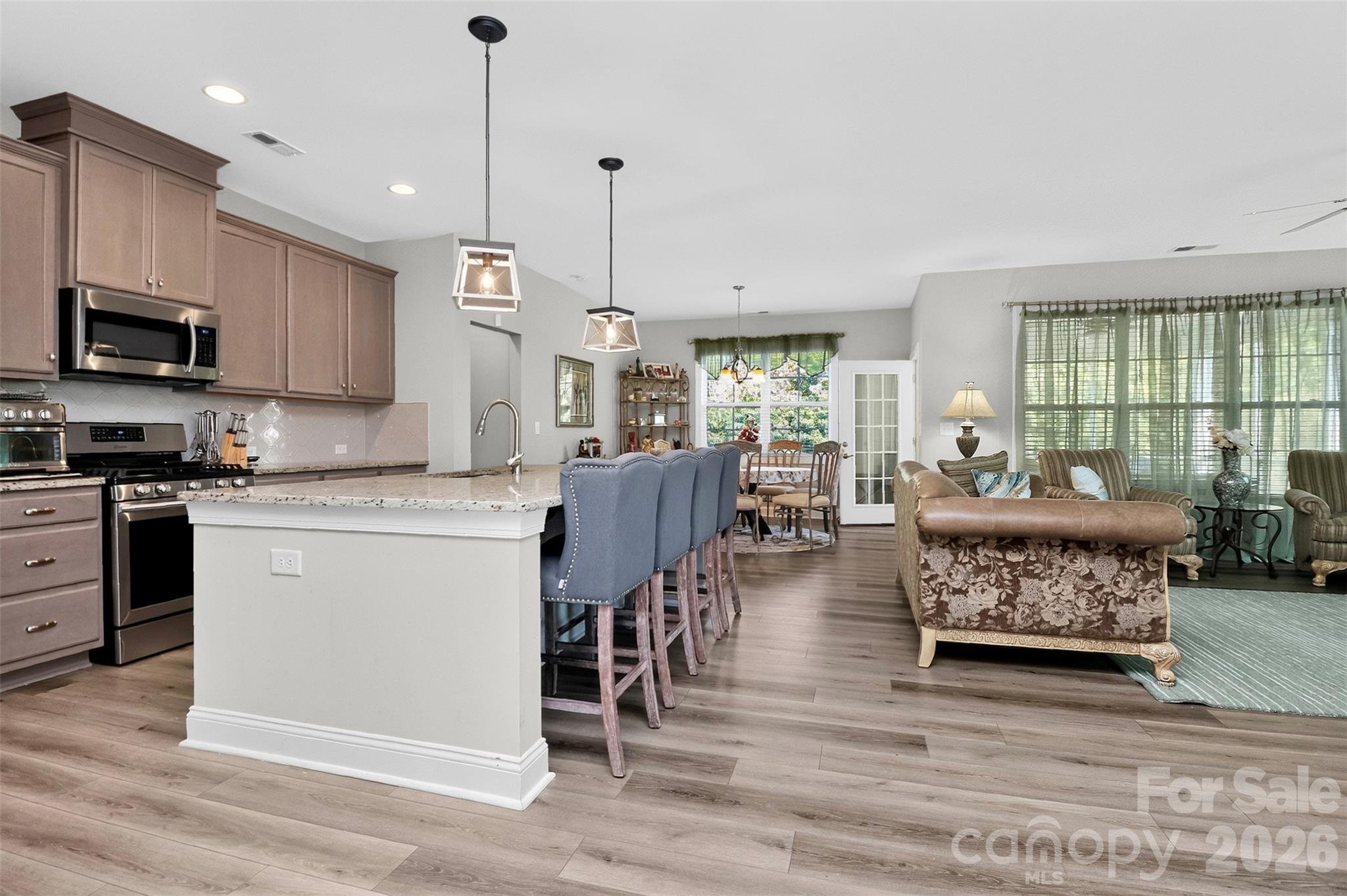 1407 Curling Creek Drive Property Photo 14