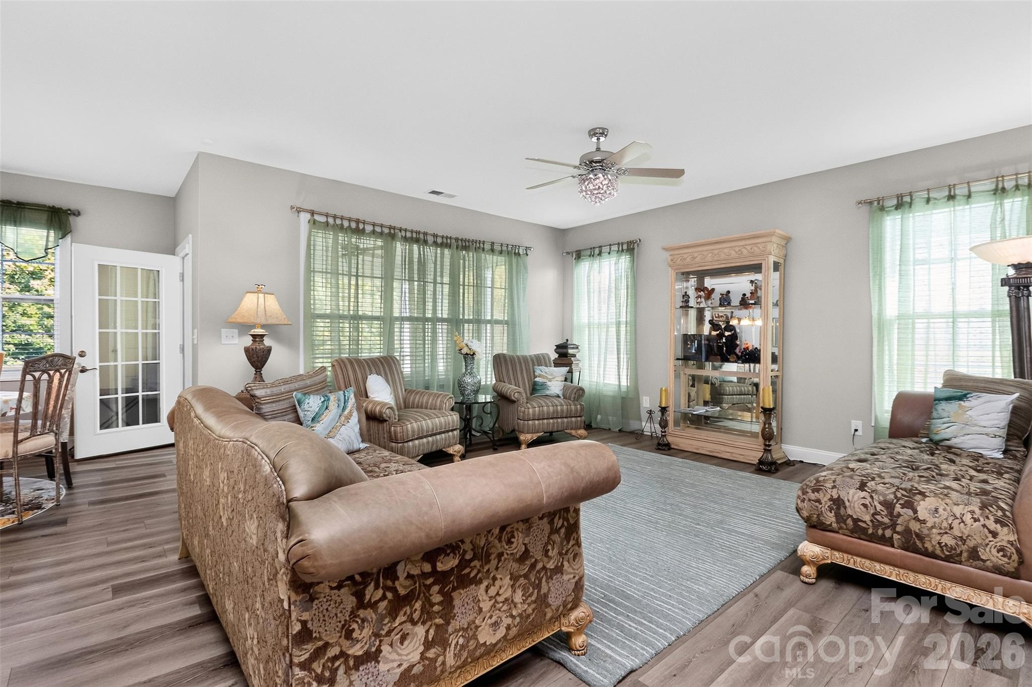 1407 Curling Creek Drive Property Photo 21