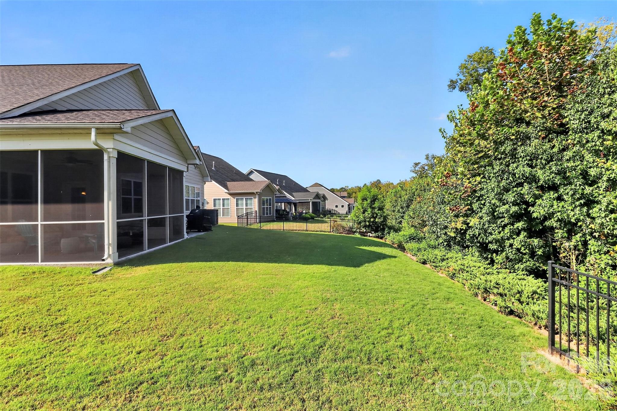 1407 Curling Creek Drive Property Photo 38