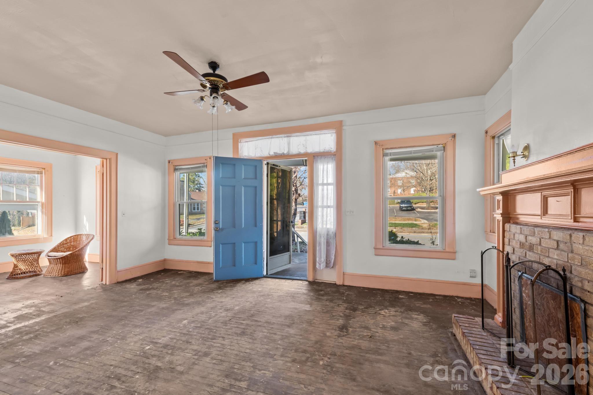 1011 Ashe Avenue Property Photo 9