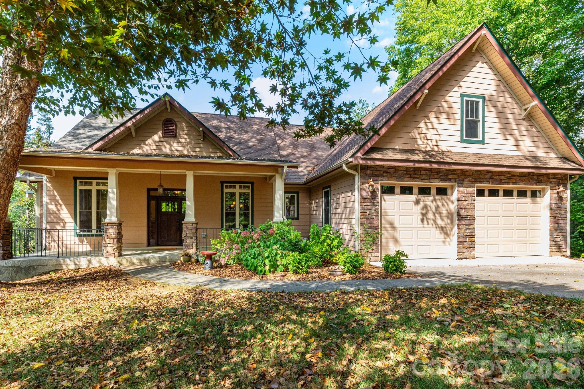 5 Meadowbrook Lane Property Photo 1