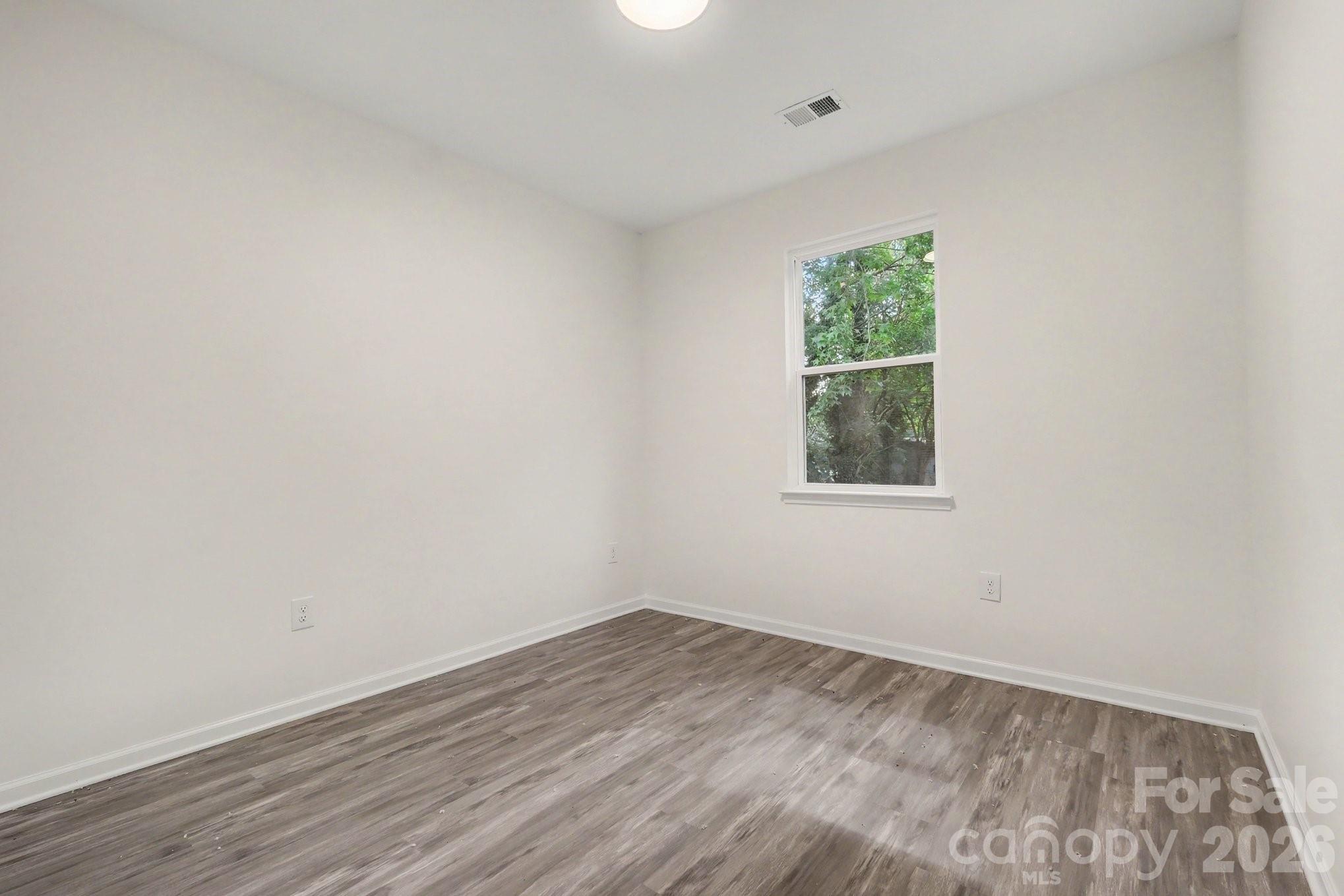 113 W Spencer Street Property Photo 19