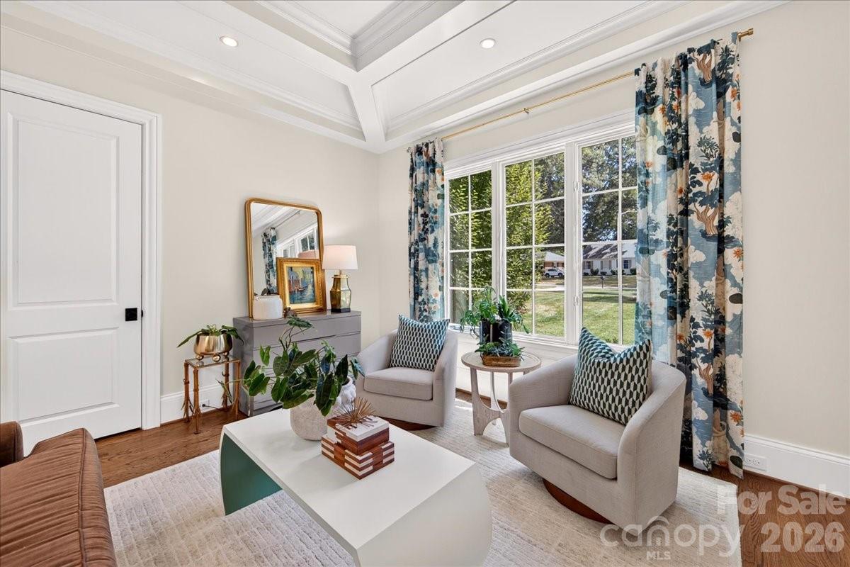 610 Lansdowne Road Property Photo 10