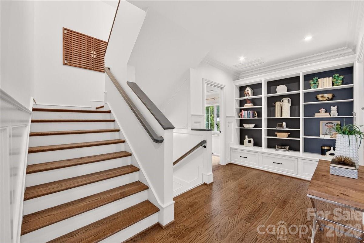 610 Lansdowne Road Property Photo 33