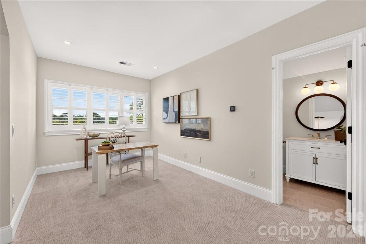 610 Lansdowne Road Property Photo 37