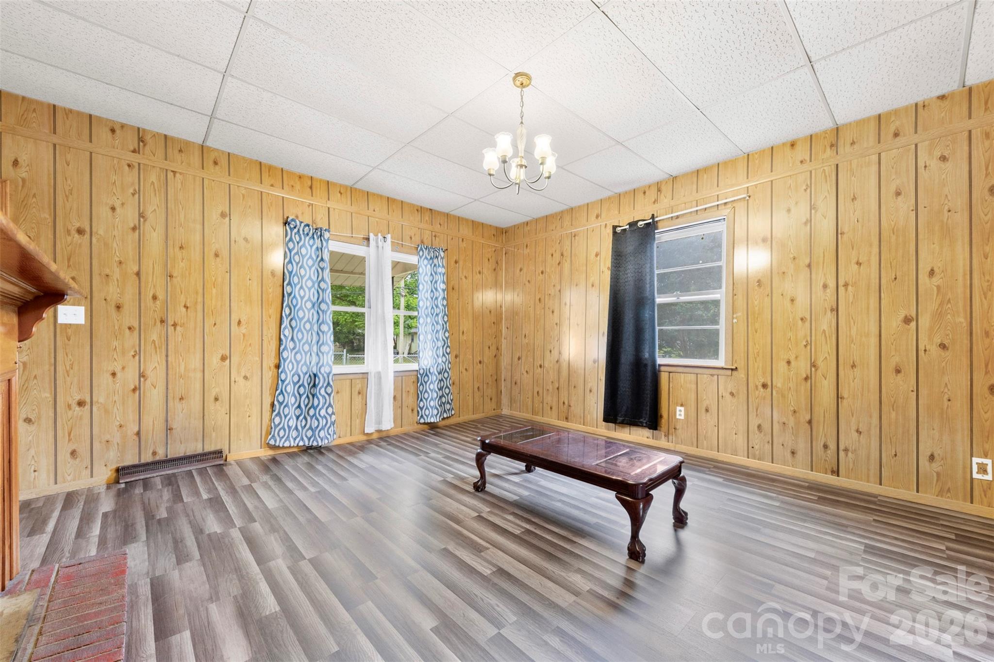 217 S Highland Street Property Photo 5