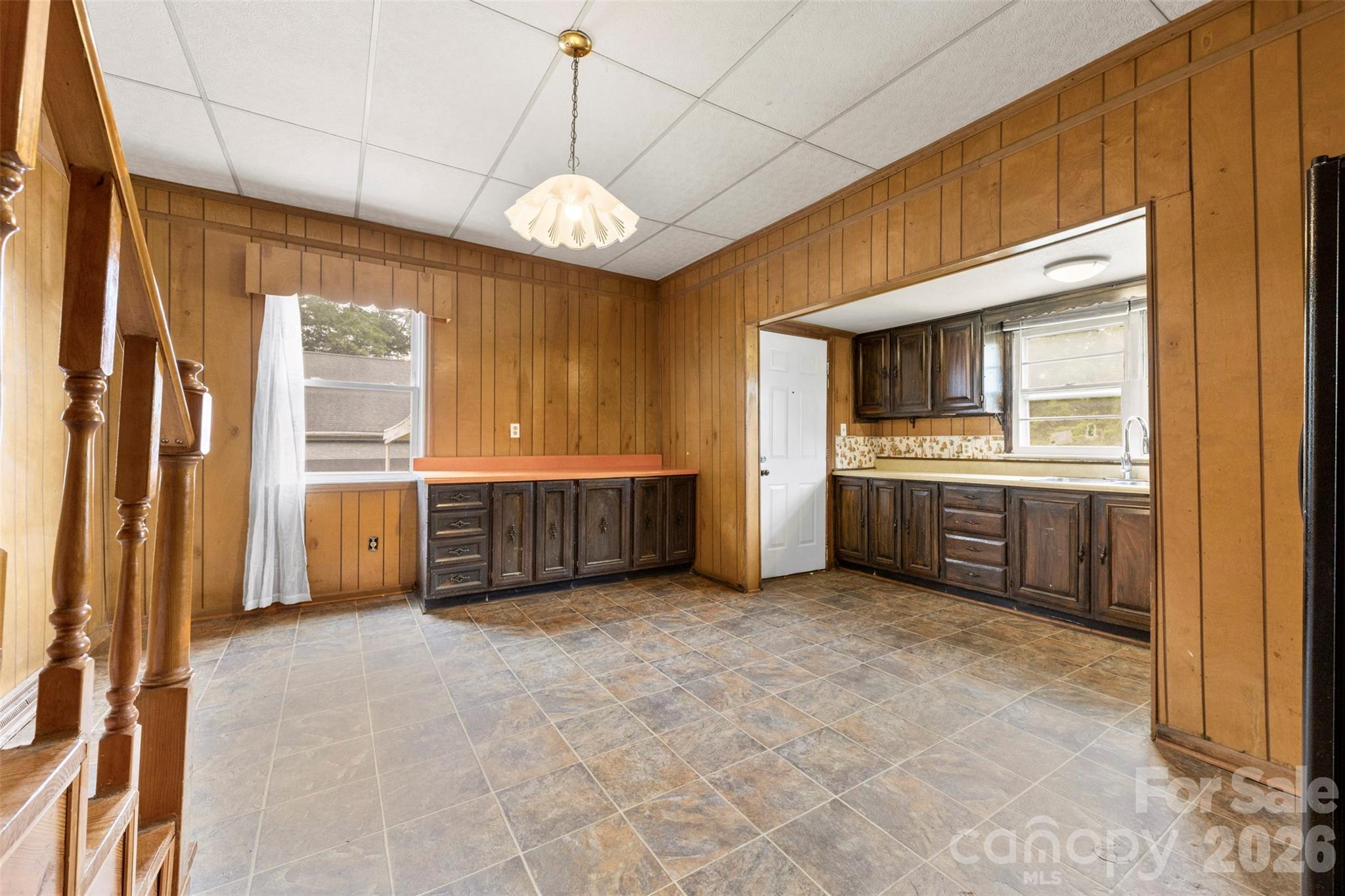 217 S Highland Street Property Photo 7