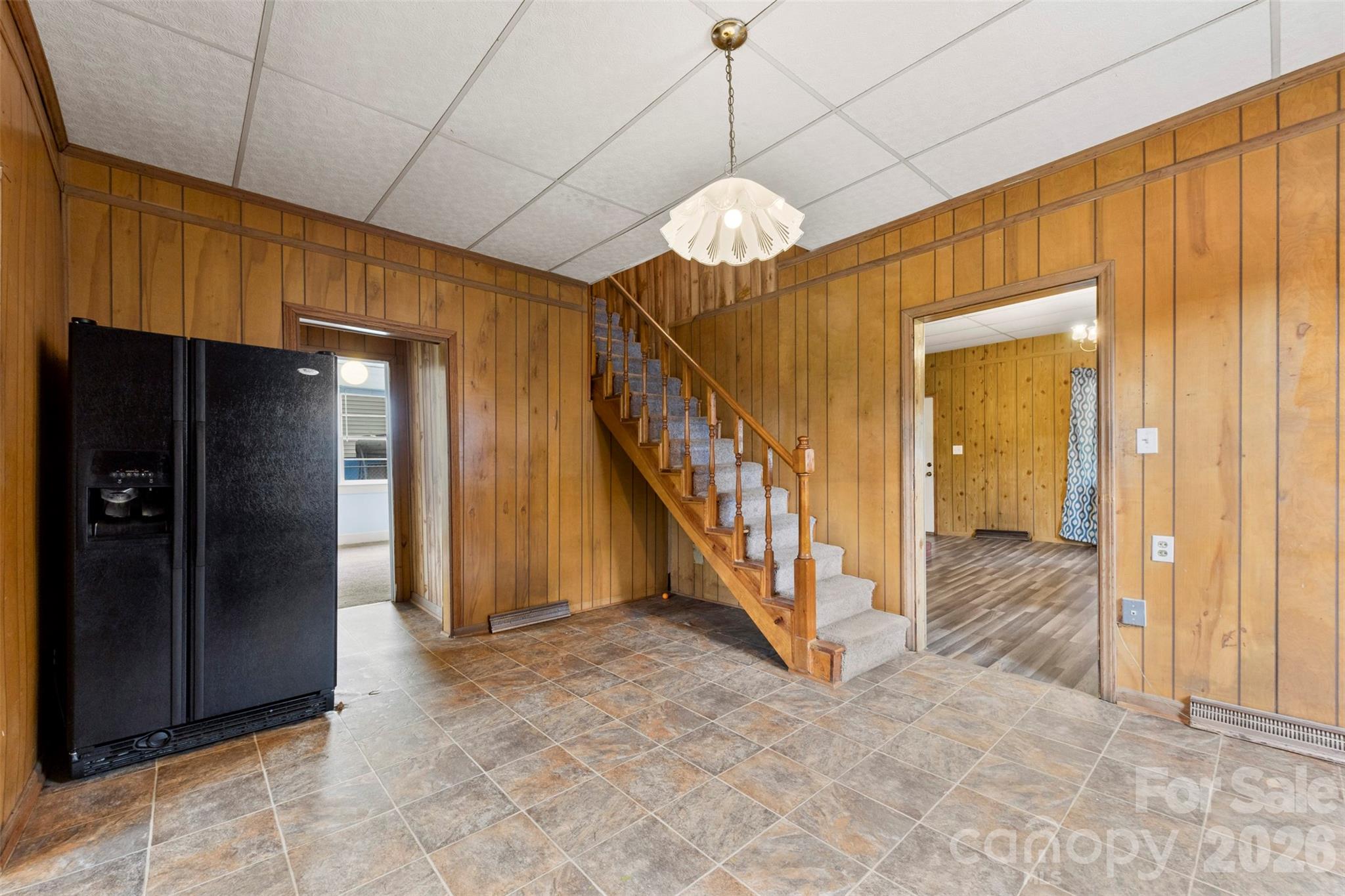 217 S Highland Street Property Photo 8