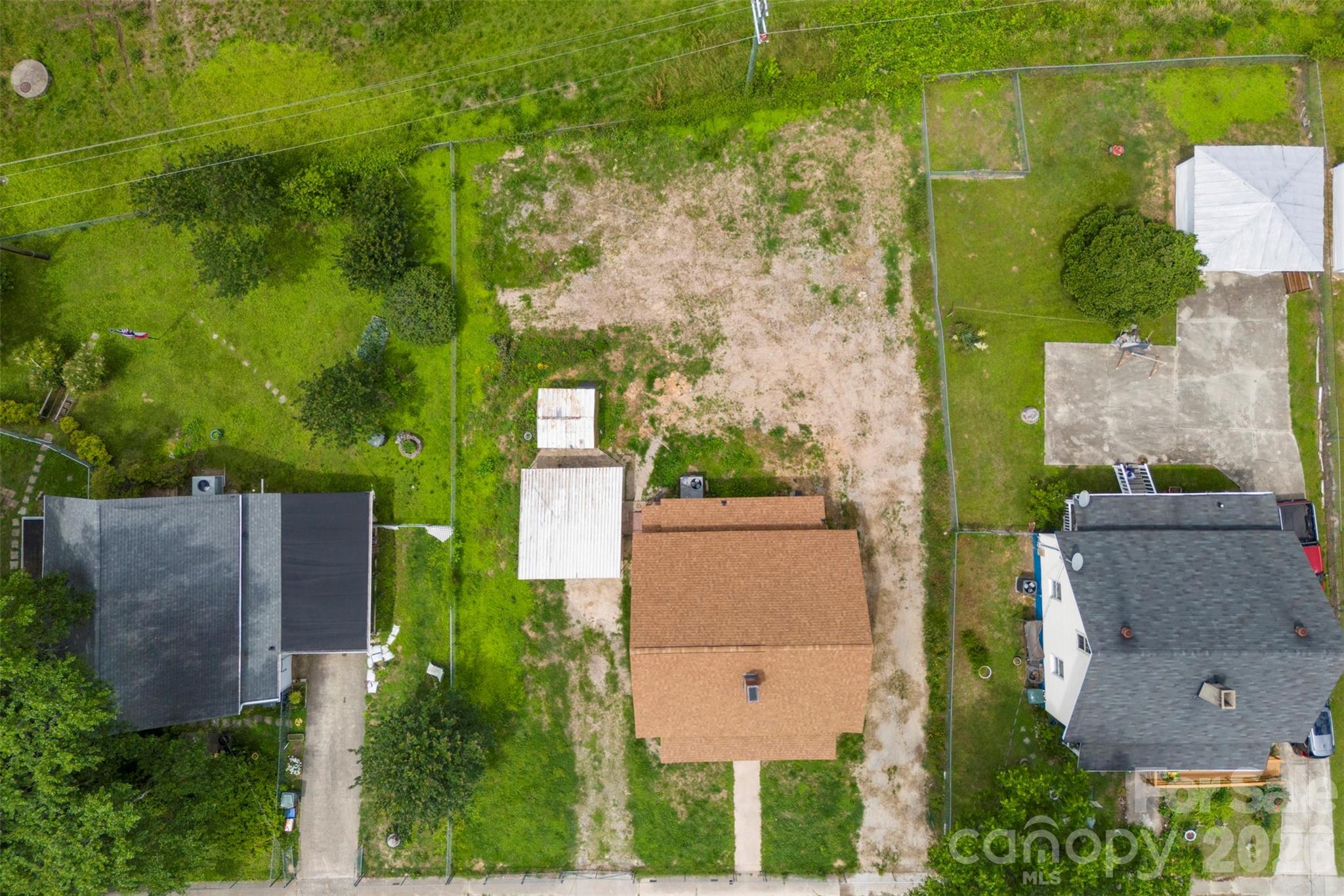 217 S Highland Street Property Photo 13