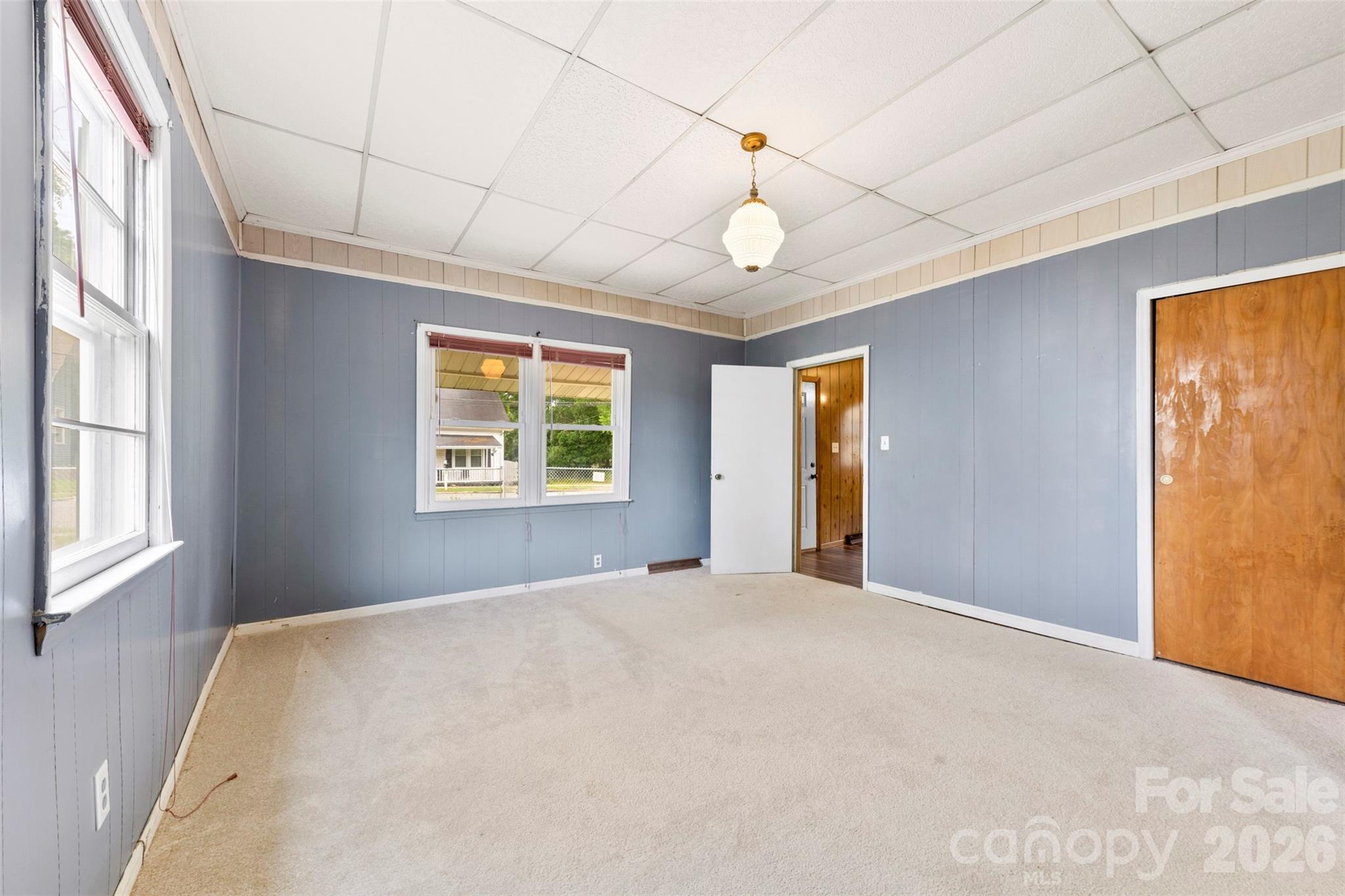 217 S Highland Street Property Photo 19