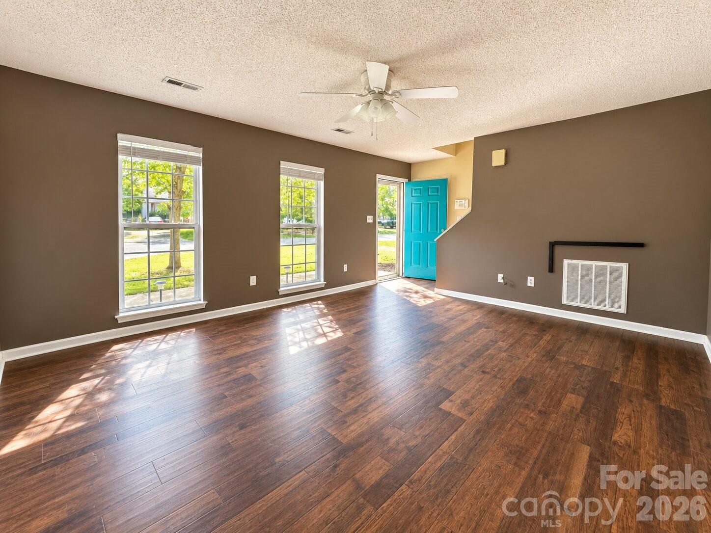4075 Zebulon Avenue Property Photo 7