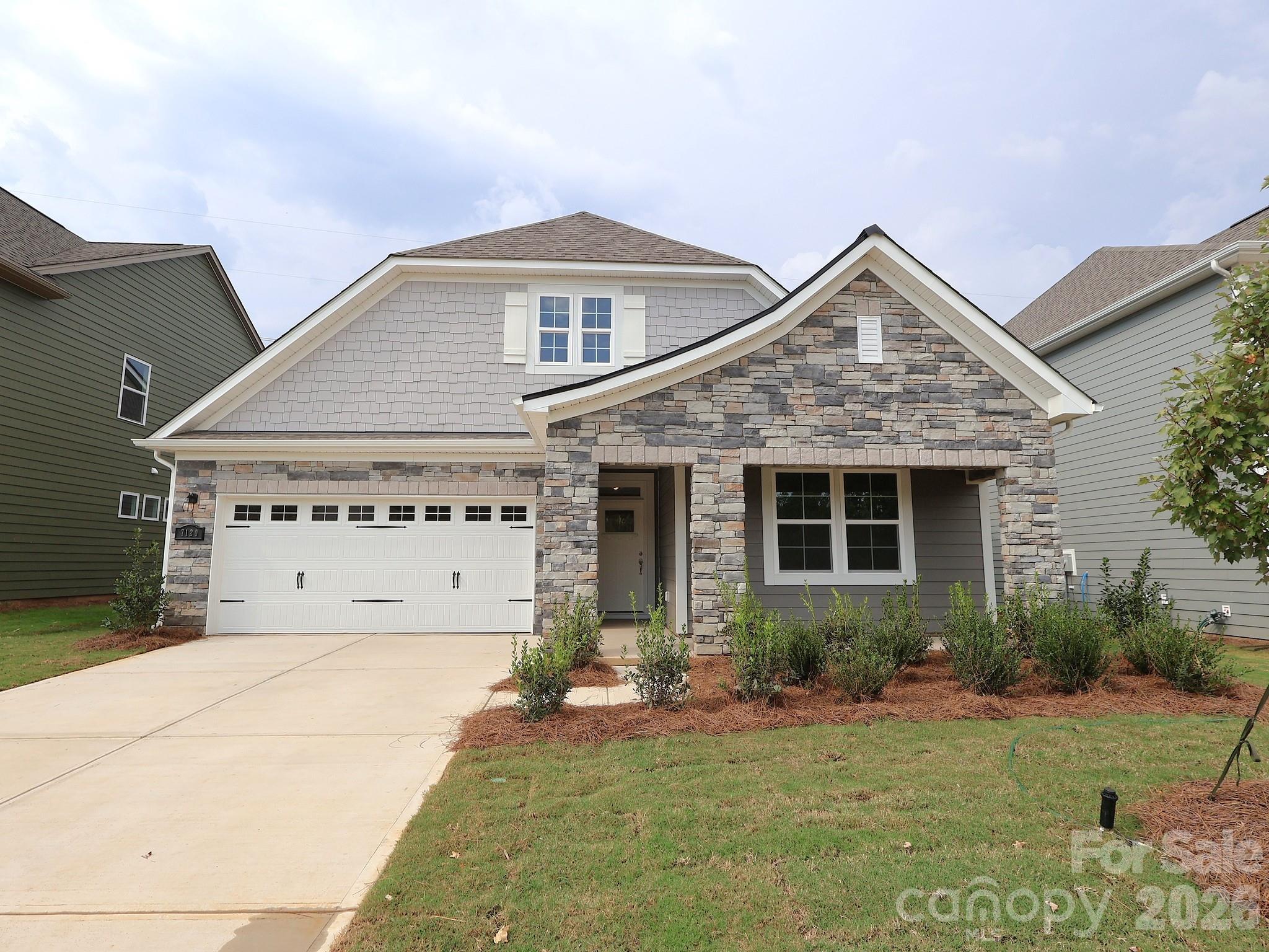7120 Helmans Drive Property Photo 1