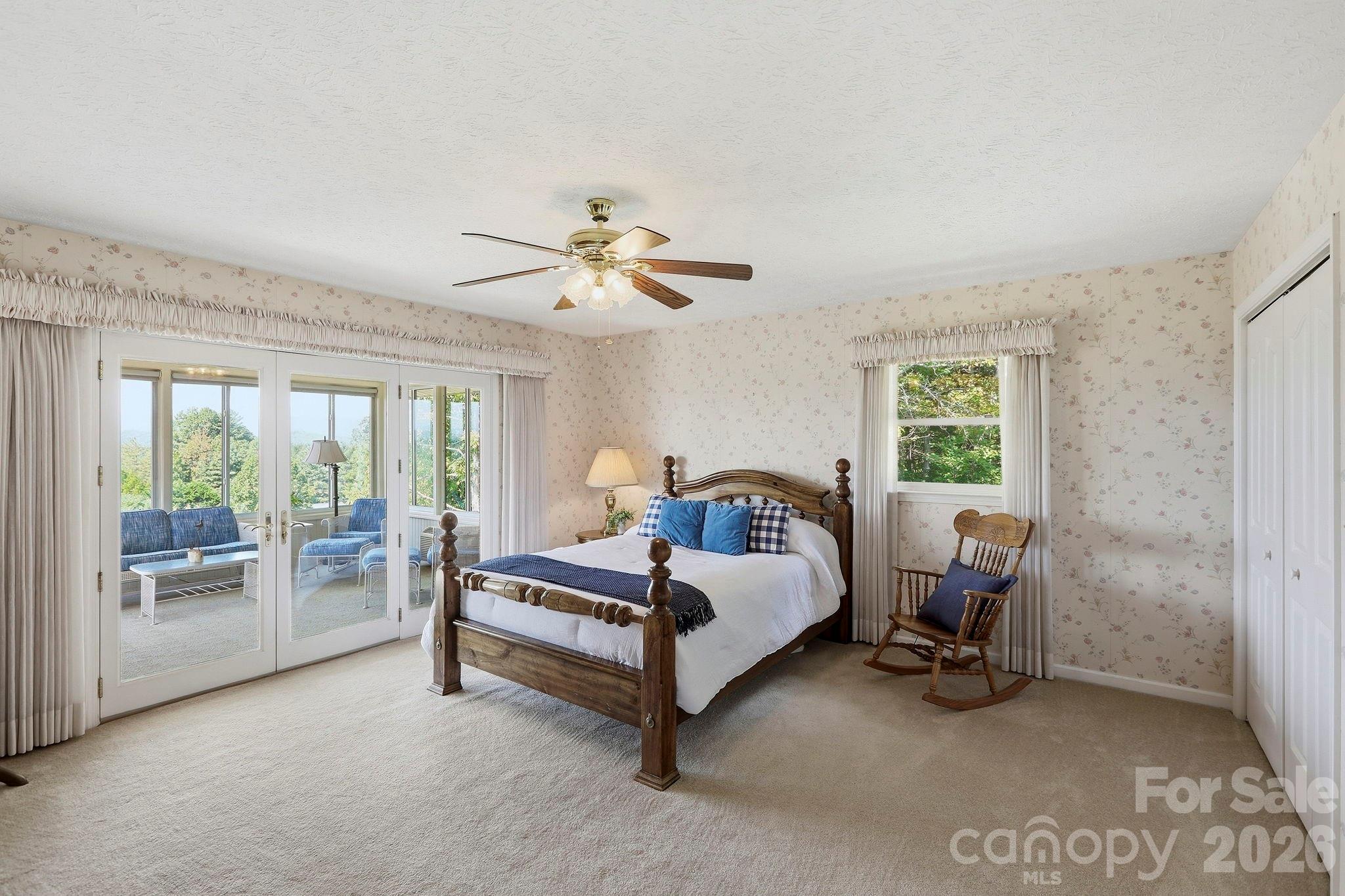244 Mountain Valley Drive Property Photo 17