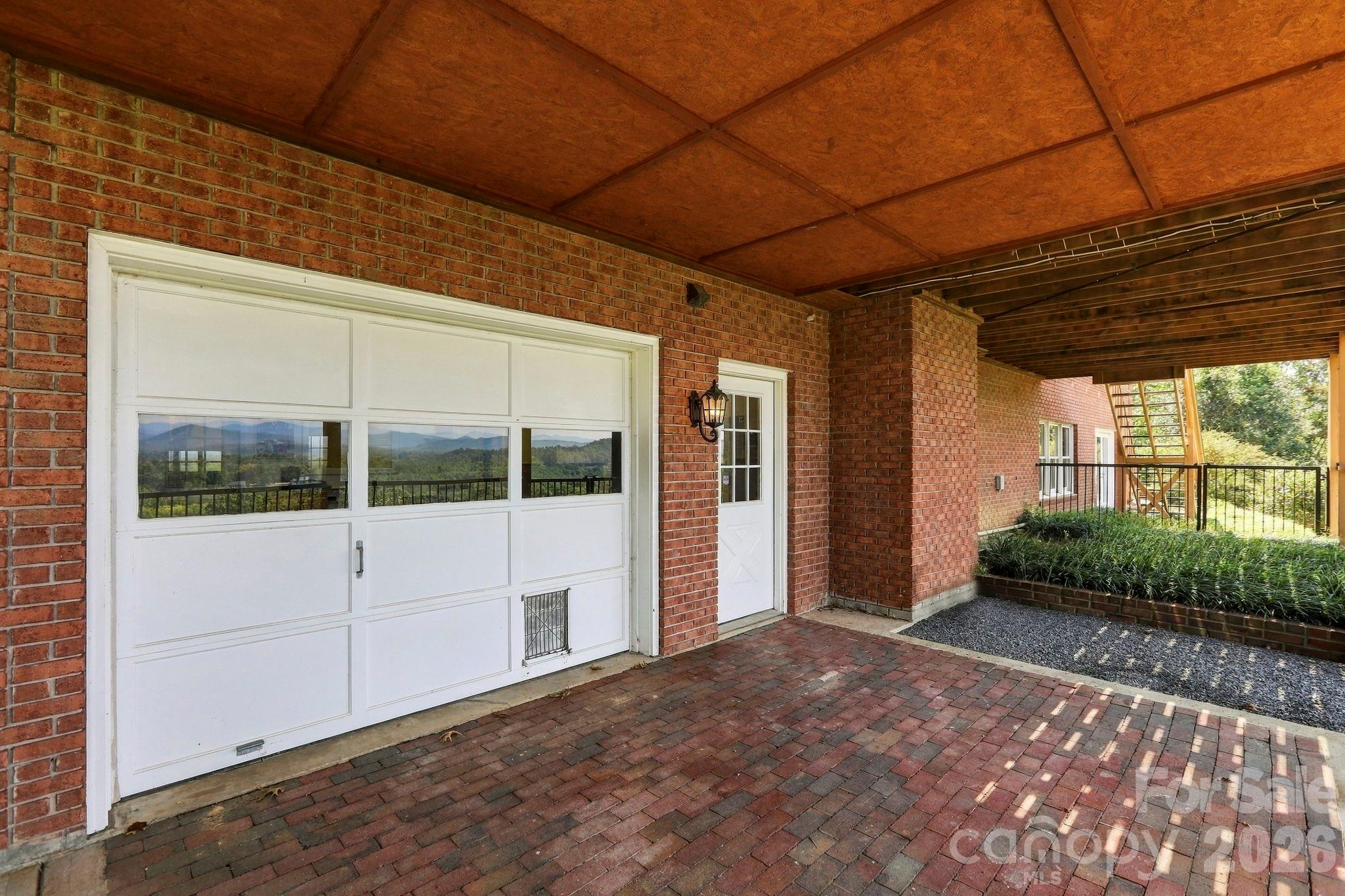 244 Mountain Valley Drive Property Photo 38