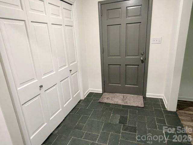 845 Cherokee Place Property Photo 5