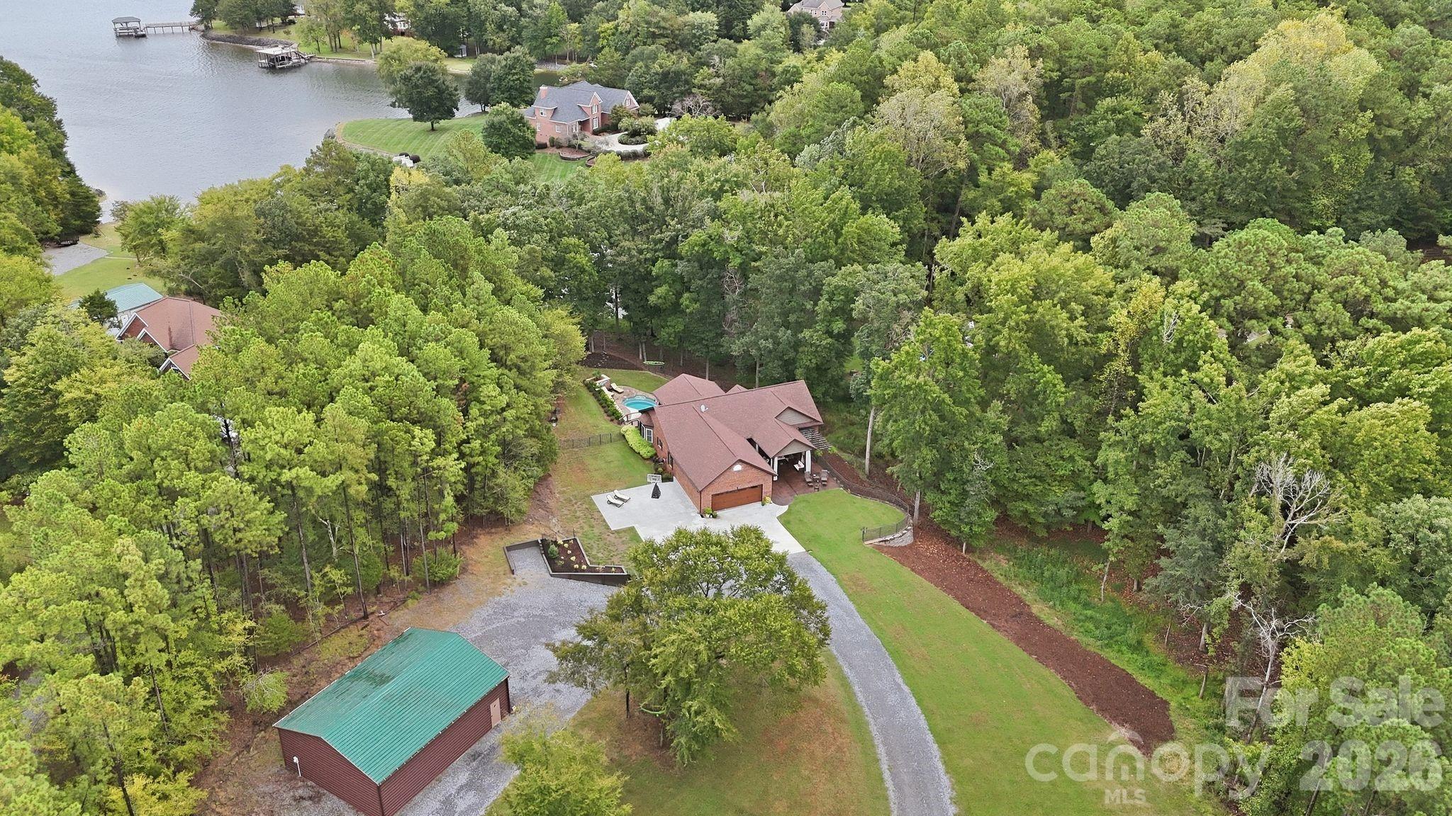 2055 Tiger Paw Lane Property Photo 1
