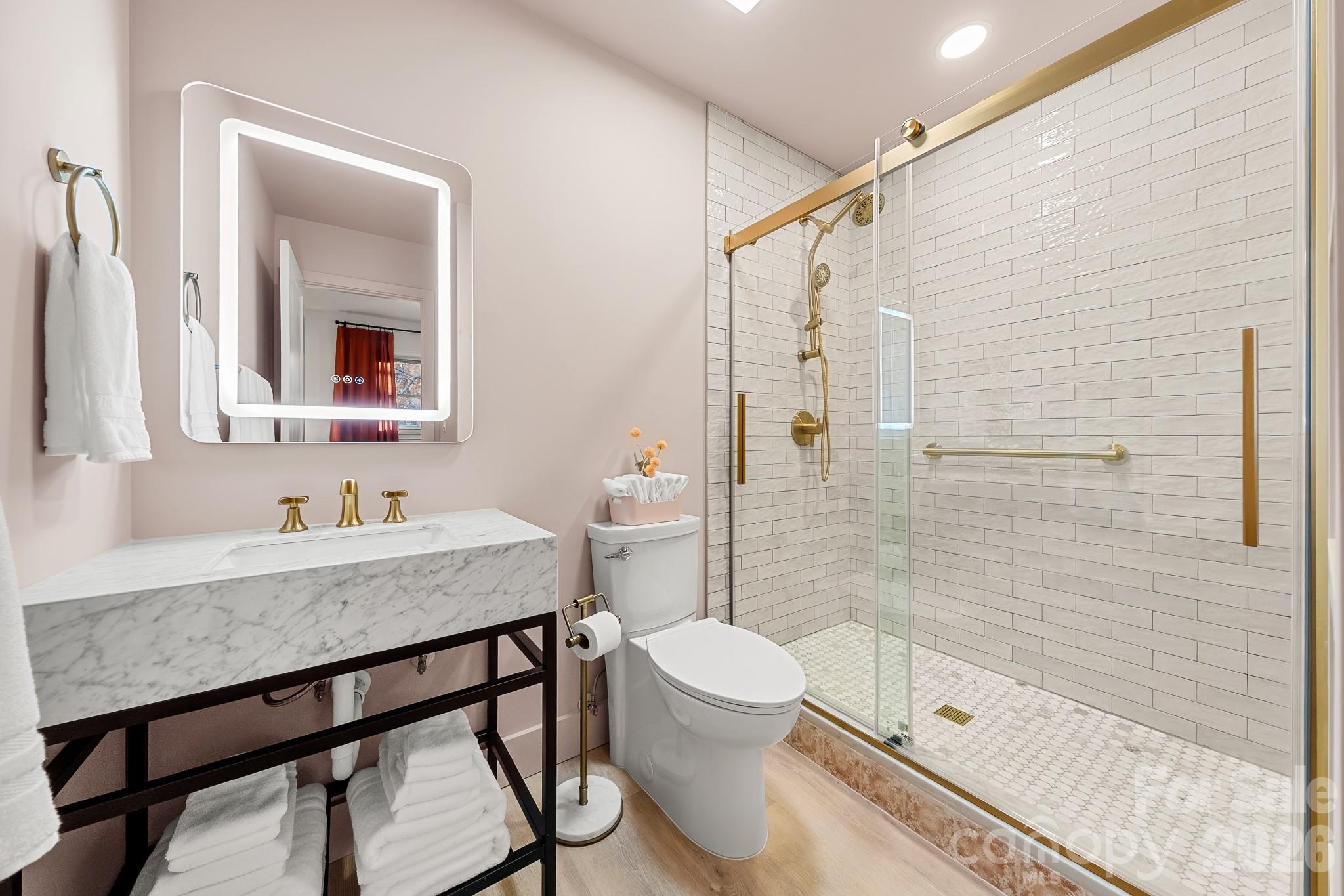 8711 Ellis Road Property Photo 13